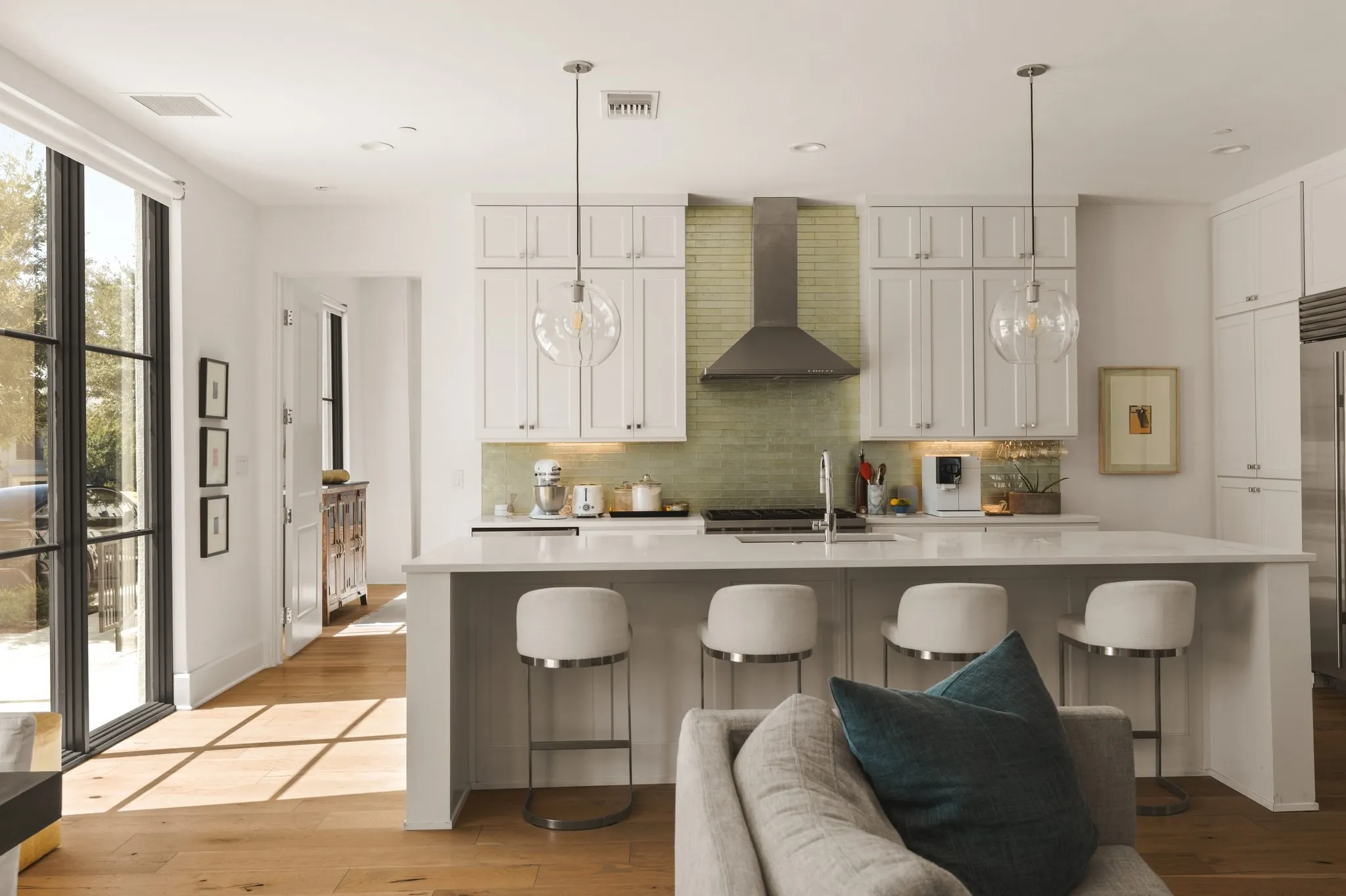 Condominium For Sale in Denton County , 5270 Town And Country Boulevard 112, Frisco, Texas 75034, 3 Bedroom, 3 Bathroom, Garage spaces, 2,514 Sqft, built in 2019, mls#21395026, Real Estate Agent in Frisco, Homes For Sale in Denton county, Homes For Sale in Frisco, Realtor in Frisco Texas, Real Estate Brokerage Independent Realty Texas, Luminita Cordes Realtor