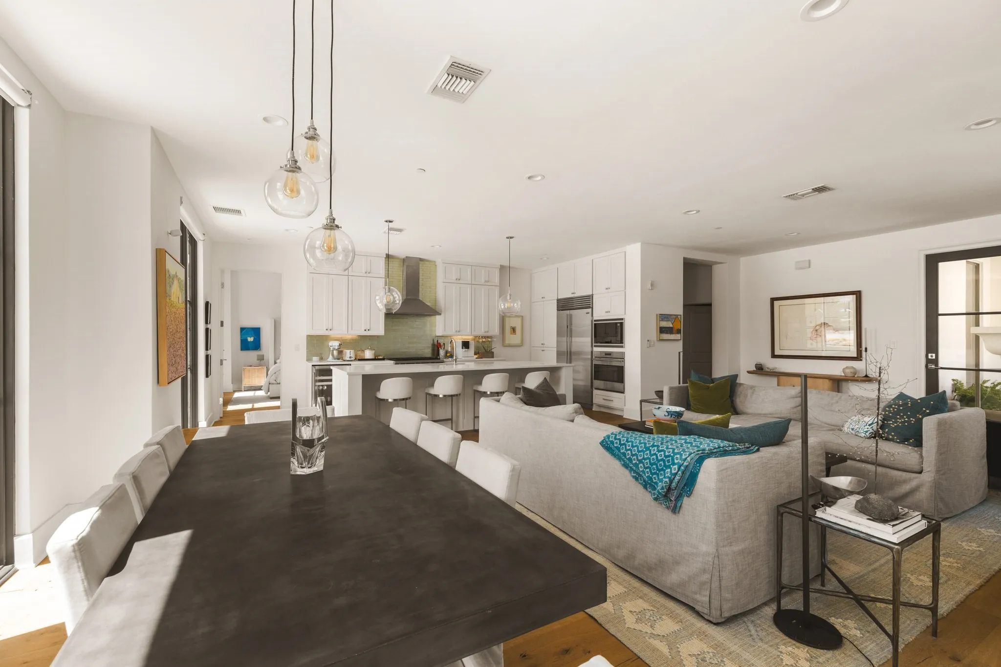 Condominium For Sale in Denton County , 5270 Town And Country Boulevard 112, Frisco, Texas 75034, 3 Bedroom, 3 Bathroom, Garage spaces, 2,514 Sqft, built in 2019, mls#21395026, Real Estate Agent in Frisco, Homes For Sale in Denton county, Homes For Sale in Frisco, Realtor in Frisco Texas, Real Estate Brokerage Independent Realty Texas, Luminita Cordes Realtor