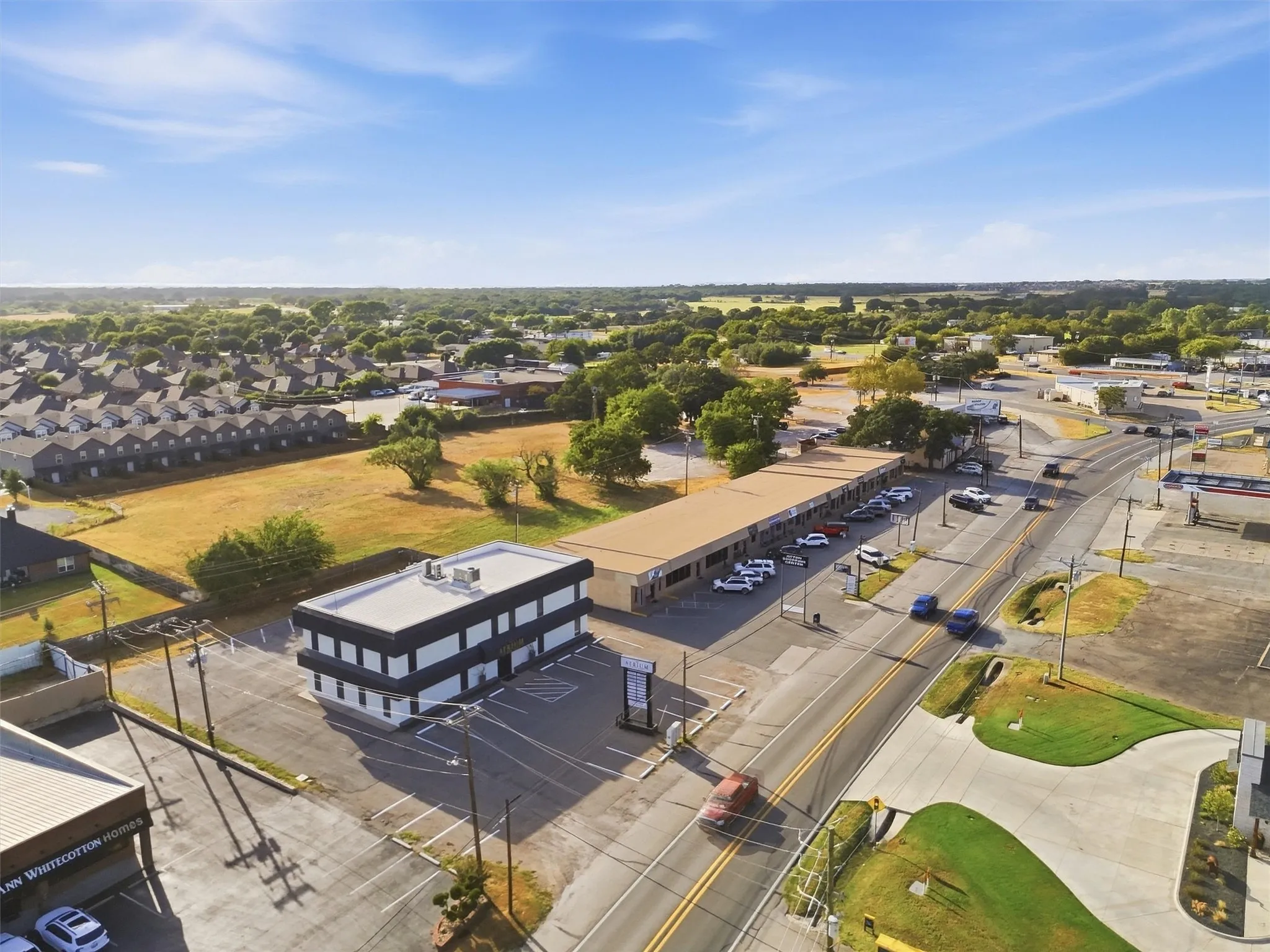 Office For Rent in Hood County , 3230 Fall Creek Highway, Granbury, Texas 76049, 0, 0, Garage spaces, 0 Sqft, built in 1986, mls#21400486, Real Estate Agent in Granbury, Homes For Rent in Hood county, Homes For Rent in Granbury, Realtor in Granbury Texas, Real Estate Brokerage Independent Realty Texas, Luminita Cordes Realtor