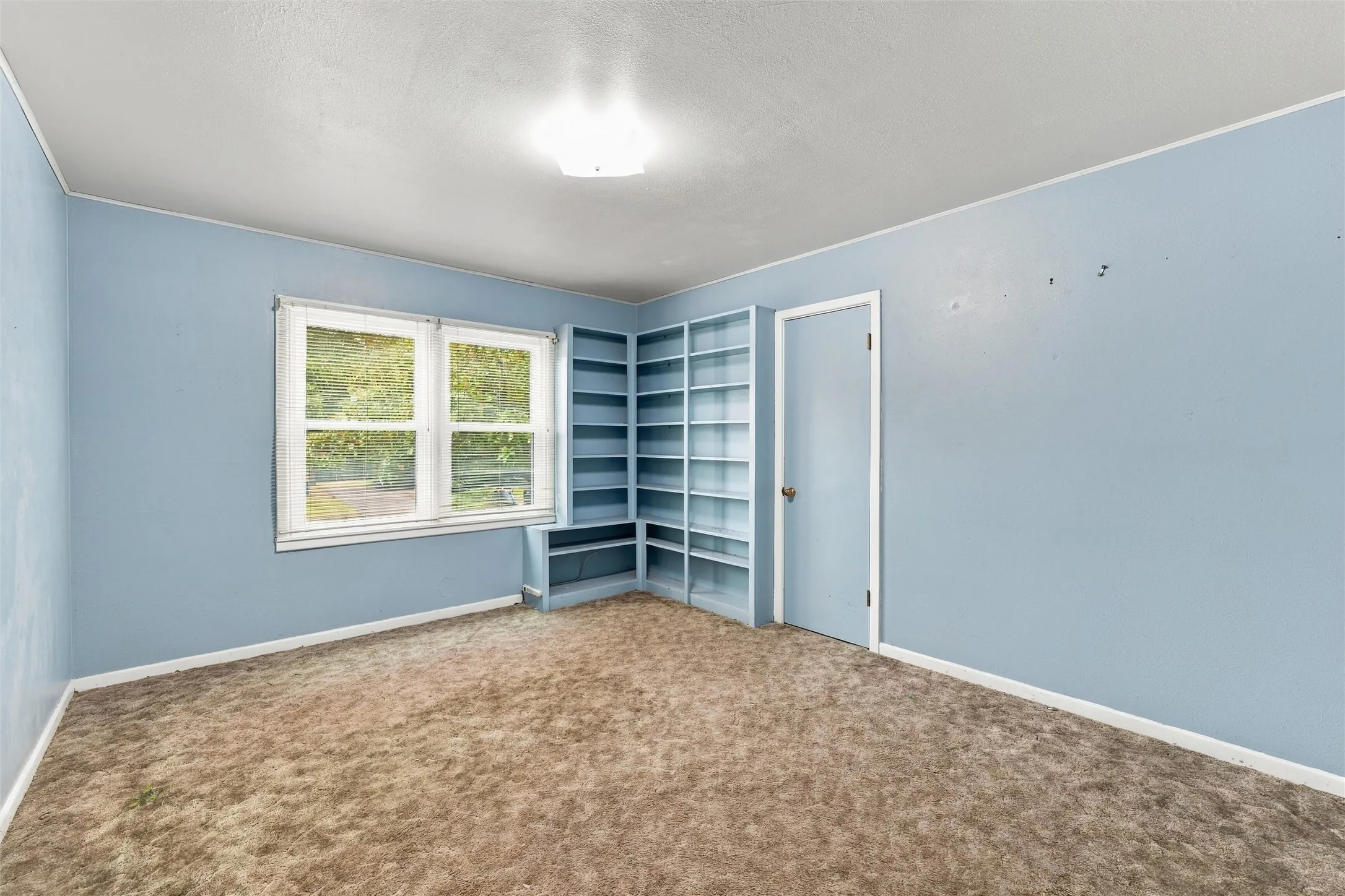 Single Family Residence For Sale in Mc Lennan County , 1806 Rambler Drive, Waco, Texas 76710, 3 Bedroom, 2 Bathroom, Garage spaces, 1,400 Sqft, built in 1957, mls#21403570, Real Estate Agent in Waco, Homes For Sale in Mc Lennan county, Homes For Sale in Waco, Realtor in Waco Texas, Real Estate Brokerage Independent Realty Texas, Luminita Cordes Realtor