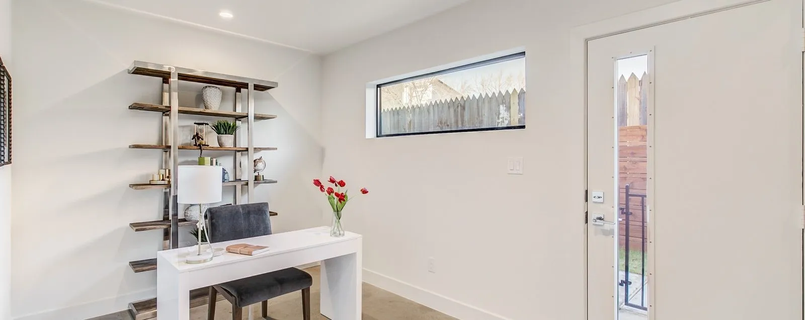 Townhouse For Rent in Dallas County , 2215 Moser Avenue 102, Dallas, Texas 75206, 2 Bedroom, 3 Bathroom, 2 Garage spaces, 1,476 Sqft, built in 2018, mls#21403582, Real Estate Agent in Dallas, Homes For Rent in Dallas county, Homes For Rent in Dallas, Realtor in Dallas Texas, Real Estate Brokerage Independent Realty Texas, Luminita Cordes Realtor