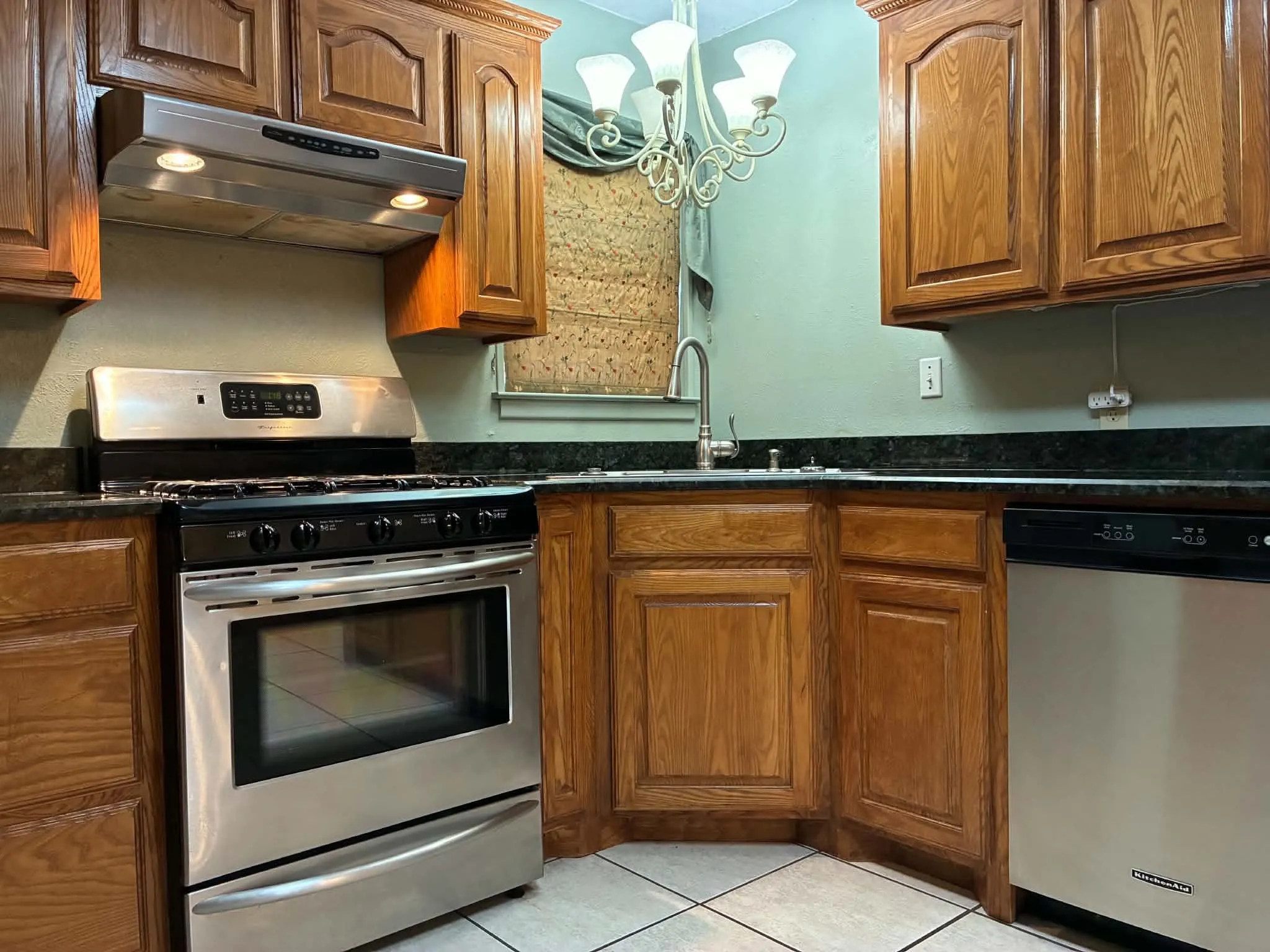 Single Family Residence For Sale in Tarrant County , 3701 Bluebell Drive, Everman, Texas 76140, 3 Bedroom, 2 Bathroom, 2 Garage spaces, 1,504 Sqft, built in 1964, mls#21394890, Real Estate Agent in Everman, Homes For Sale in Tarrant county, Homes For Sale in Everman, Realtor in Everman Texas, Real Estate Brokerage Independent Realty Texas, Luminita Cordes Realtor