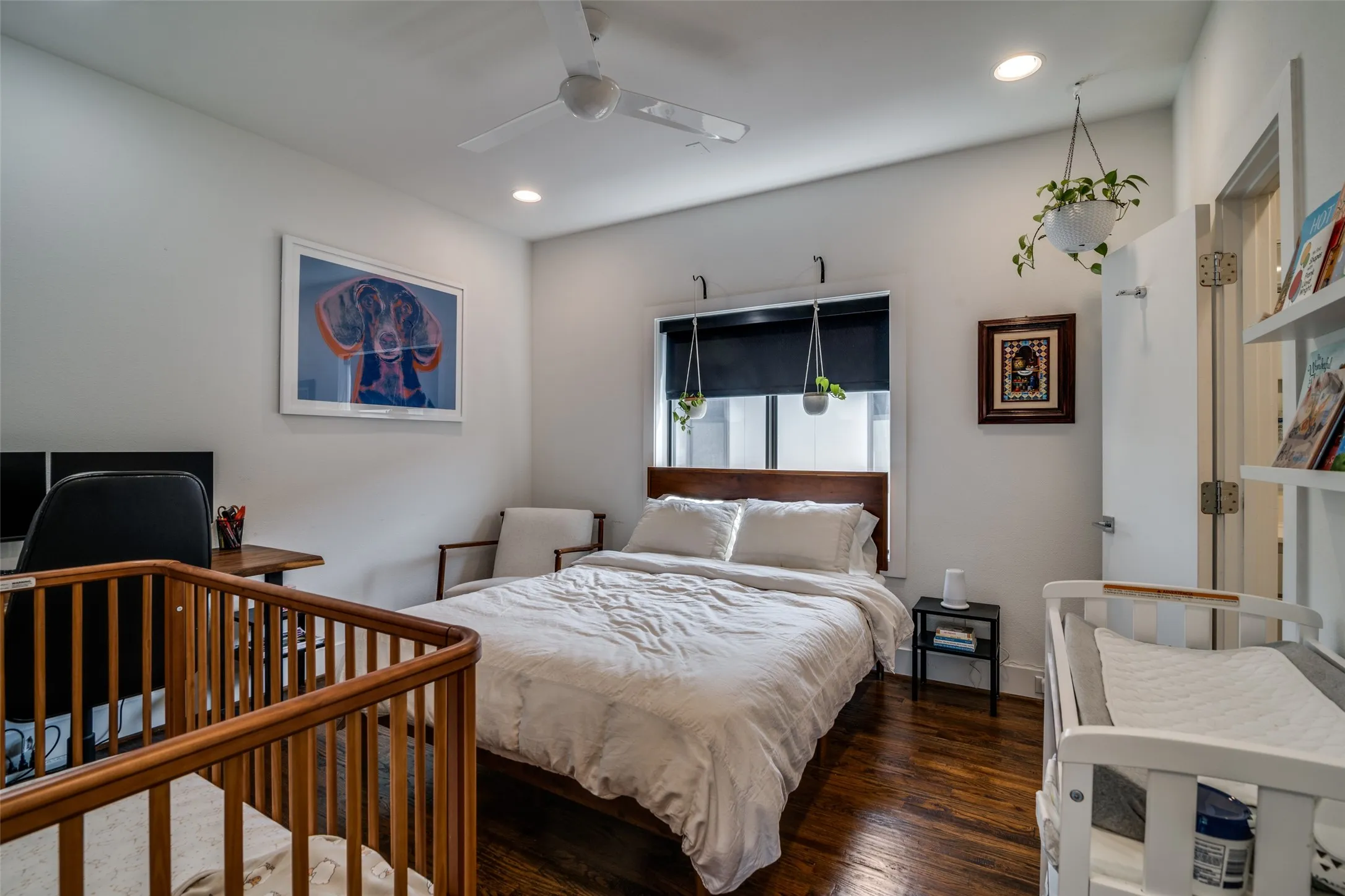 Townhouse For Sale in Dallas County , 5602 Lindell Avenue B, Dallas, Texas 75206, 2 Bedroom, 3 Bathroom, 2 Garage spaces, 1,446 Sqft, built in 2016, mls#21401150, Real Estate Agent in Dallas, Homes For Sale in Dallas county, Homes For Sale in Dallas, Realtor in Dallas Texas, Real Estate Brokerage Independent Realty Texas, Luminita Cordes Realtor
