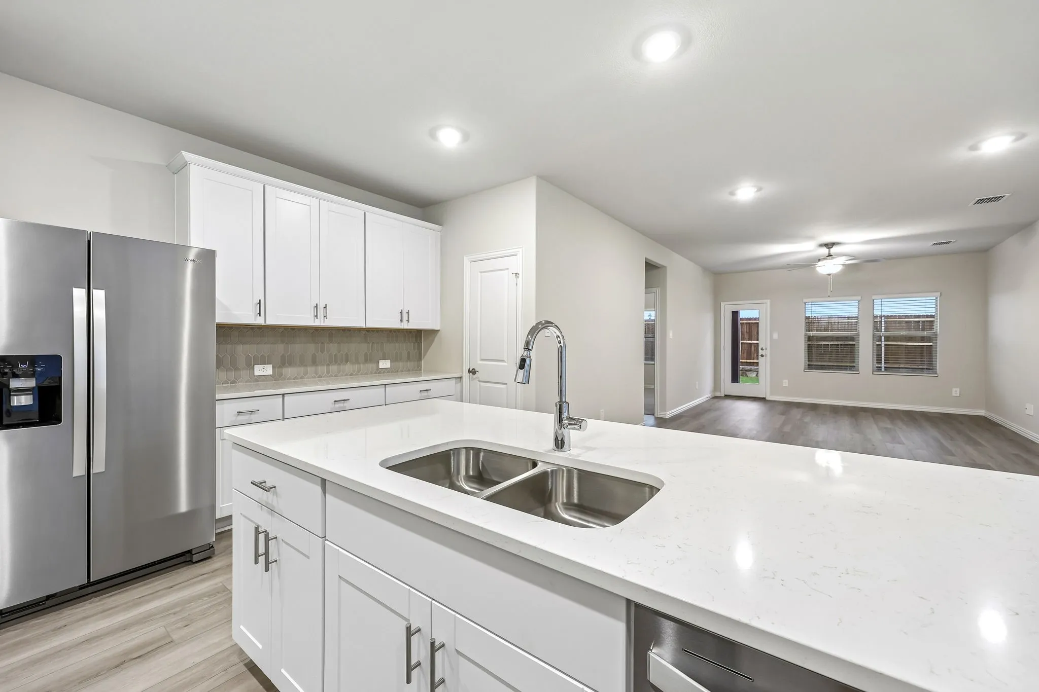  Photo is not of the actual home, but is an inspirational photo of builder’s model home and may depict options, furnishings, and/or decorator features that are not included.
