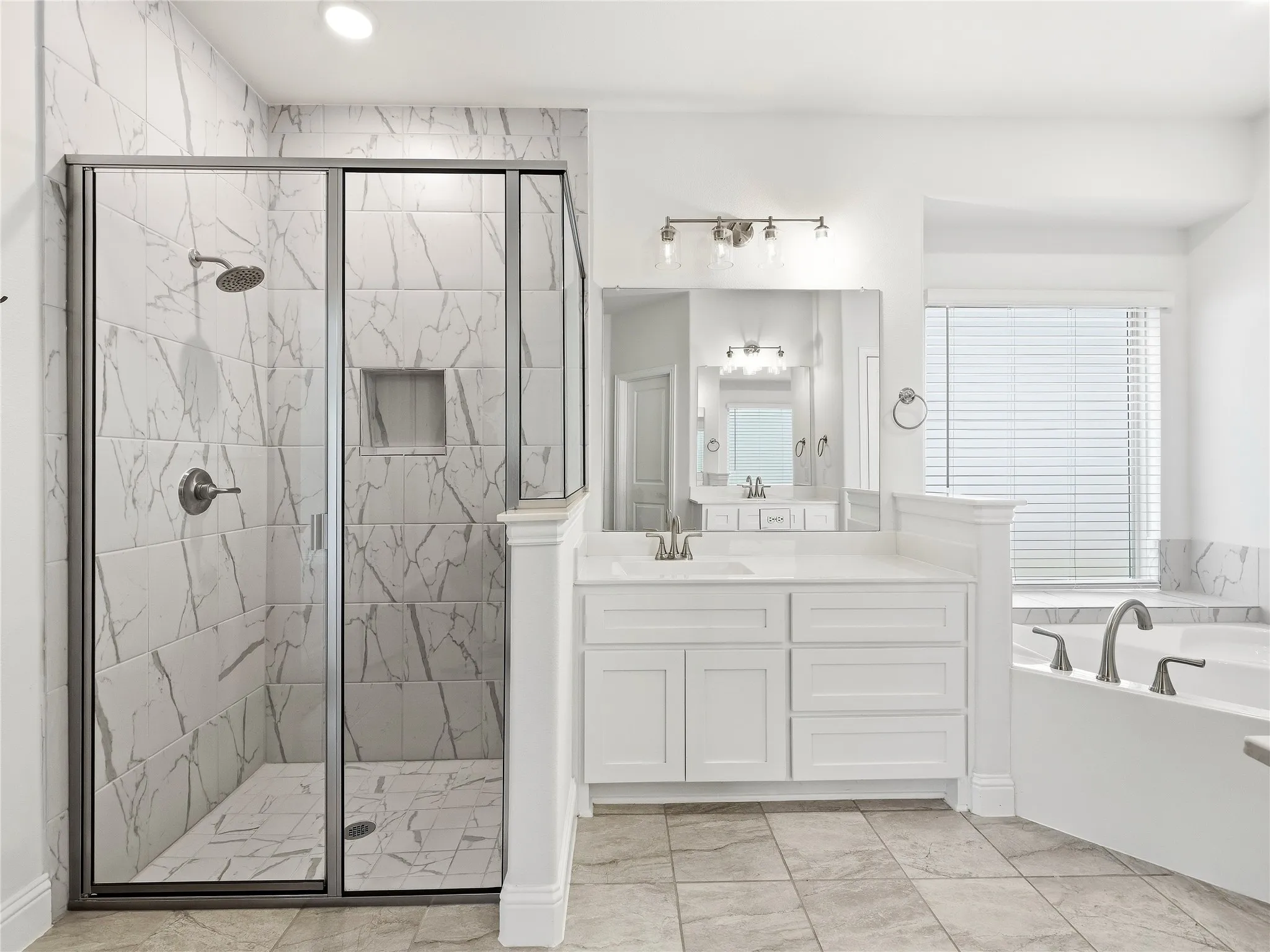 Single Family Residence For Rent in Collin County , 913 Peabody Drive, Mc Kinney, Texas 75071, 5 Bedroom, 4 Bathroom, 2 Garage spaces, 4,200 Sqft, built in 2023, mls#21398602, Real Estate Agent in Mc Kinney, Homes For Rent in Collin county, Homes For Rent in Mc Kinney, Realtor in Mc Kinney Texas, Real Estate Brokerage Independent Realty Texas, Luminita Cordes Realtor