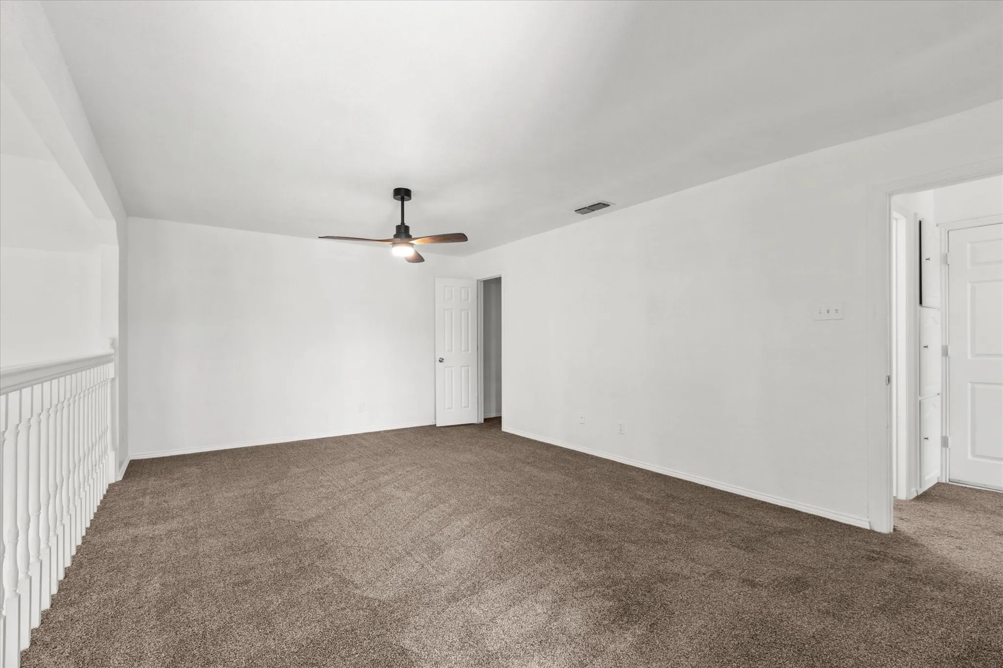 Single Family Residence For Rent in Tarrant County , 2704 Wolff Drive, Arlington, Texas 76015, 4 Bedroom, 3 Bathroom, 2 Garage spaces, 2,848 Sqft, built in 1984, mls#21403596, Real Estate Agent in Arlington, Homes For Rent in Tarrant county, Homes For Rent in Arlington, Realtor in Arlington Texas, Real Estate Brokerage Independent Realty Texas, Luminita Cordes Realtor