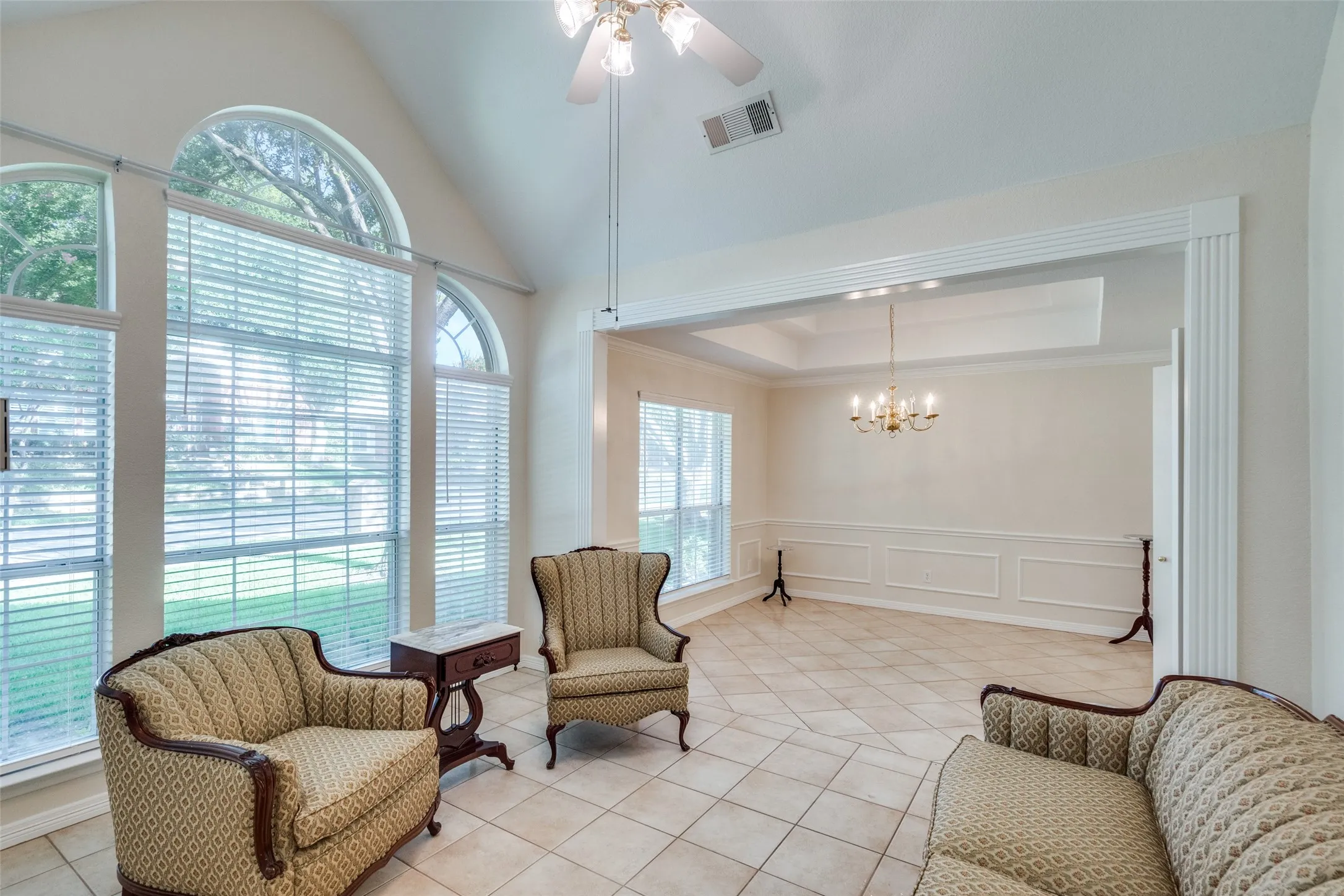 Light and Bright Living Room and Dining Room