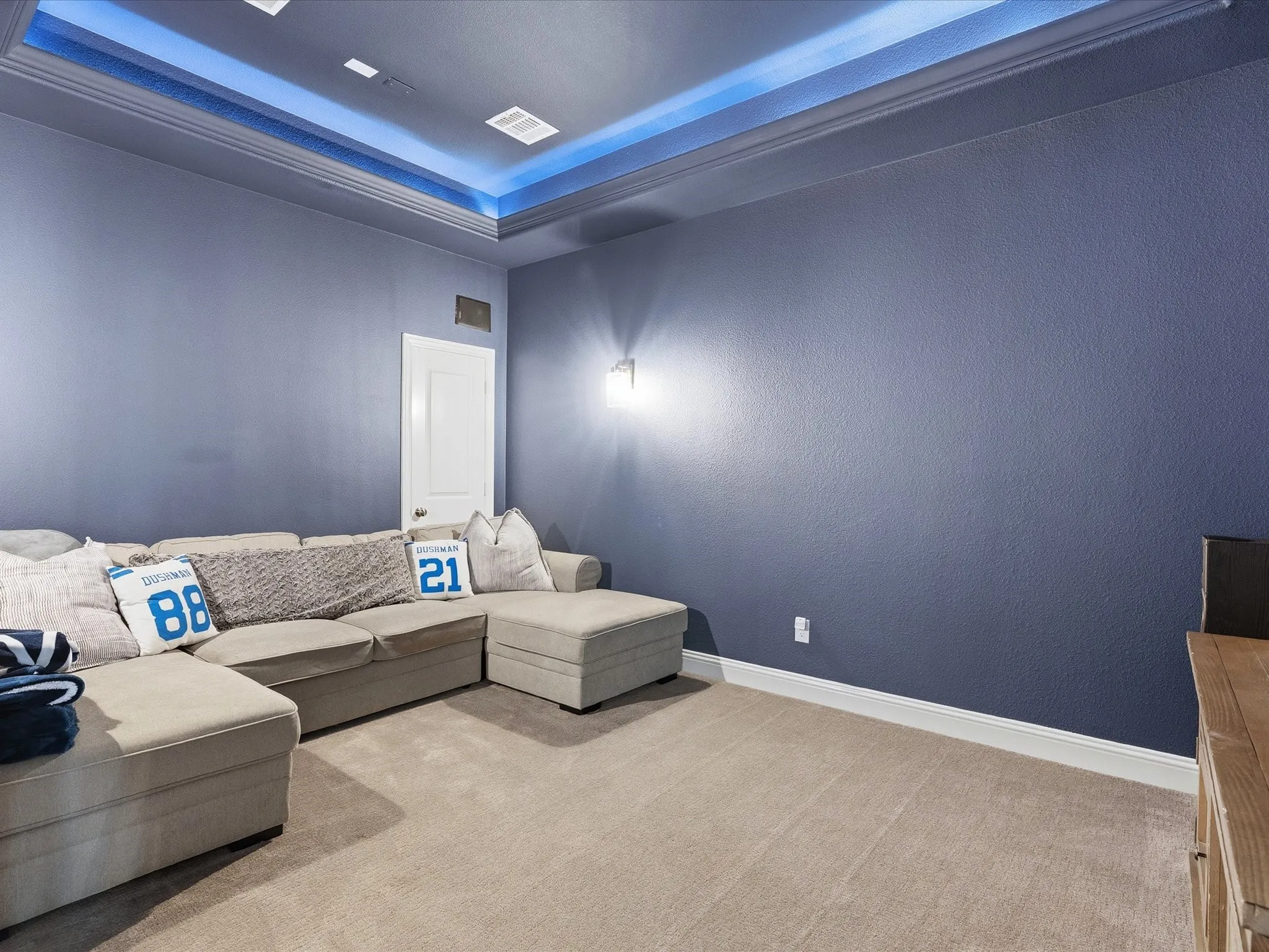 Single Family Residence For Sale in Denton County , 9421 Excursion Drive, Oak Point, Texas 75068, 4 Bedroom, 4 Bathroom, 3 Garage spaces, 2,940 Sqft, built in 2020, mls#21396129, Real Estate Agent in Oak Point, Homes For Sale in Denton county, Homes For Sale in Oak Point, Realtor in Oak Point Texas, Real Estate Brokerage Independent Realty Texas, Luminita Cordes Realtor