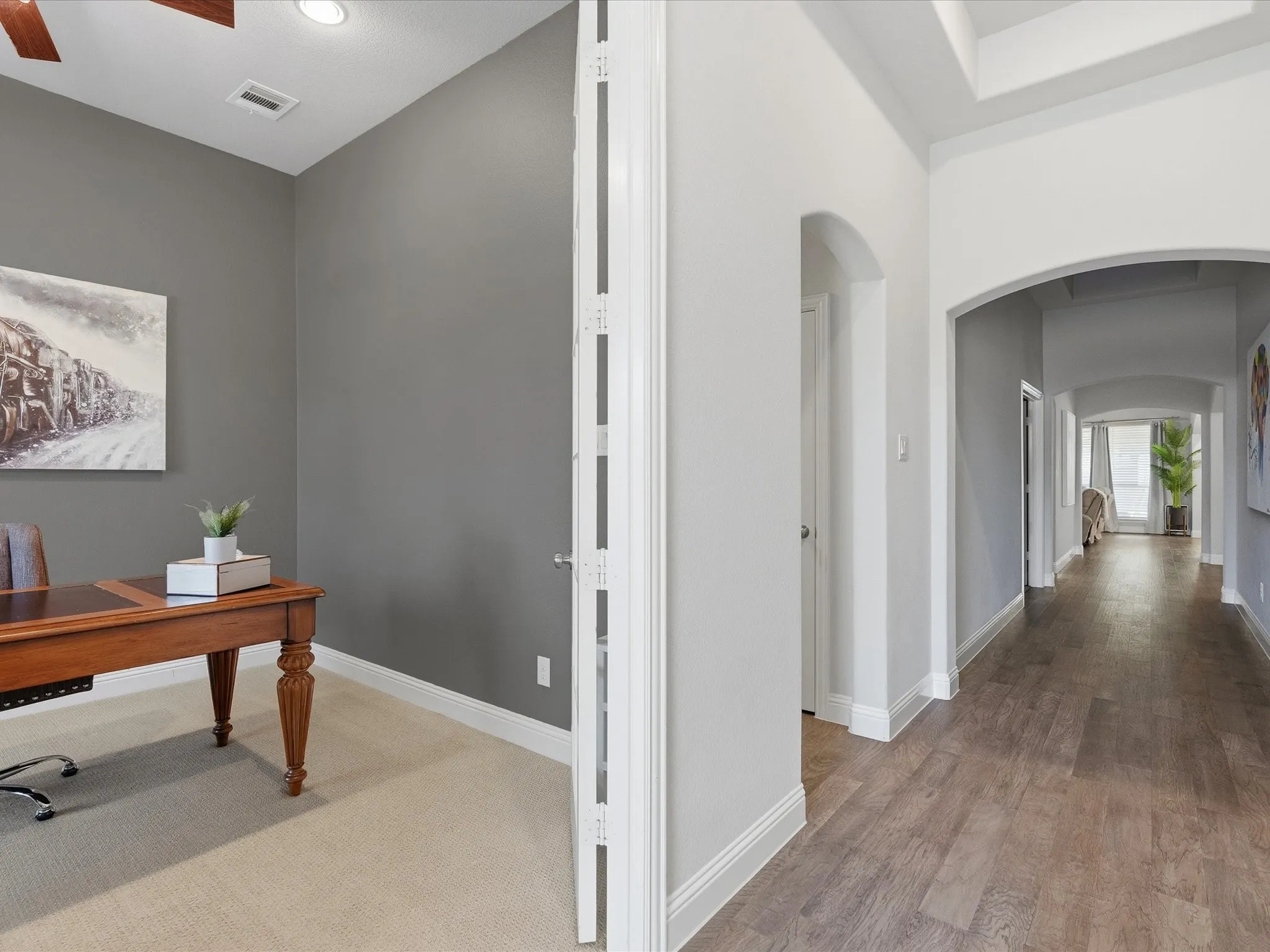 Single Family Residence For Sale in Denton County , 9421 Excursion Drive, Oak Point, Texas 75068, 4 Bedroom, 4 Bathroom, 3 Garage spaces, 2,940 Sqft, built in 2020, mls#21396129, Real Estate Agent in Oak Point, Homes For Sale in Denton county, Homes For Sale in Oak Point, Realtor in Oak Point Texas, Real Estate Brokerage Independent Realty Texas, Luminita Cordes Realtor