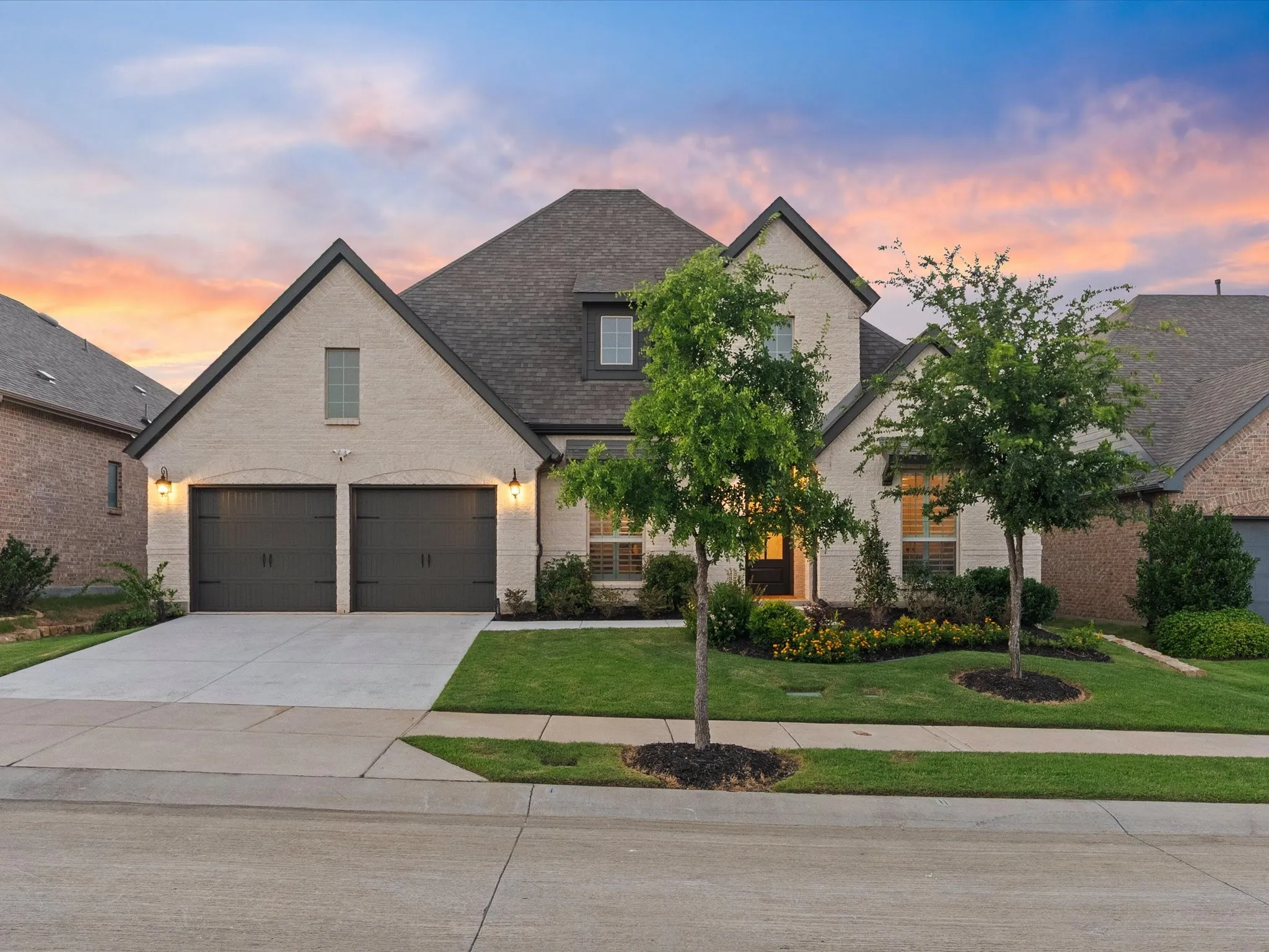 Single Family Residence For Sale in Denton County , 9421 Excursion Drive, Oak Point, Texas 75068, 4 Bedroom, 4 Bathroom, 3 Garage spaces, 2,940 Sqft, built in 2020, mls#21396129, Real Estate Agent in Oak Point, Homes For Sale in Denton county, Homes For Sale in Oak Point, Realtor in Oak Point Texas, Real Estate Brokerage Independent Realty Texas, Luminita Cordes Realtor