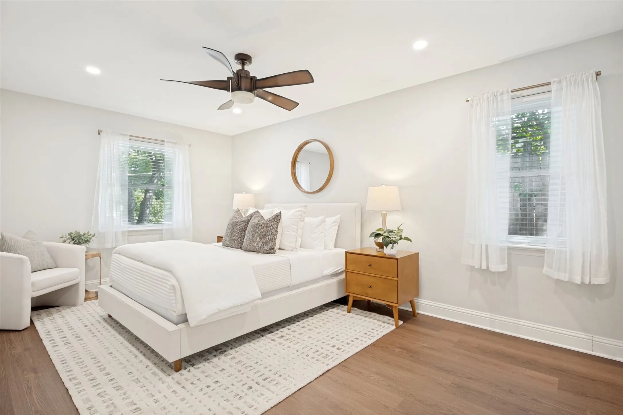 Single Family Residence For Rent in Dallas County , 7934 Claremont Drive, Dallas, Texas 75228, 3 Bedroom, 2 Bathroom, 2 Garage spaces, 1,360 Sqft, built in 1961, mls#21403614, Real Estate Agent in Dallas, Homes For Rent in Dallas county, Homes For Rent in Dallas, Realtor in Dallas Texas, Real Estate Brokerage Independent Realty Texas, Luminita Cordes Realtor