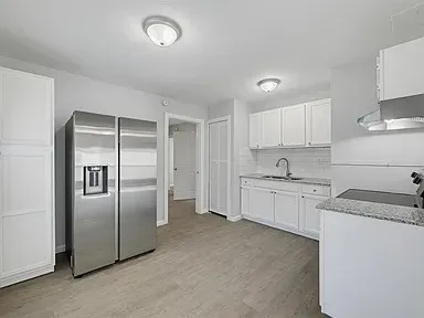 Duplex For Rent in Tarrant County , 300 Emma Street A, Fort Worth, Texas 76111, 2 Bedroom, 1 Bathroom, Garage spaces, 1,264 Sqft, built in 1942, mls#21403627, Real Estate Agent in Fort Worth, Homes For Rent in Tarrant county, Homes For Rent in Fort Worth, Realtor in Fort Worth Texas, Real Estate Brokerage Independent Realty Texas, Luminita Cordes Realtor