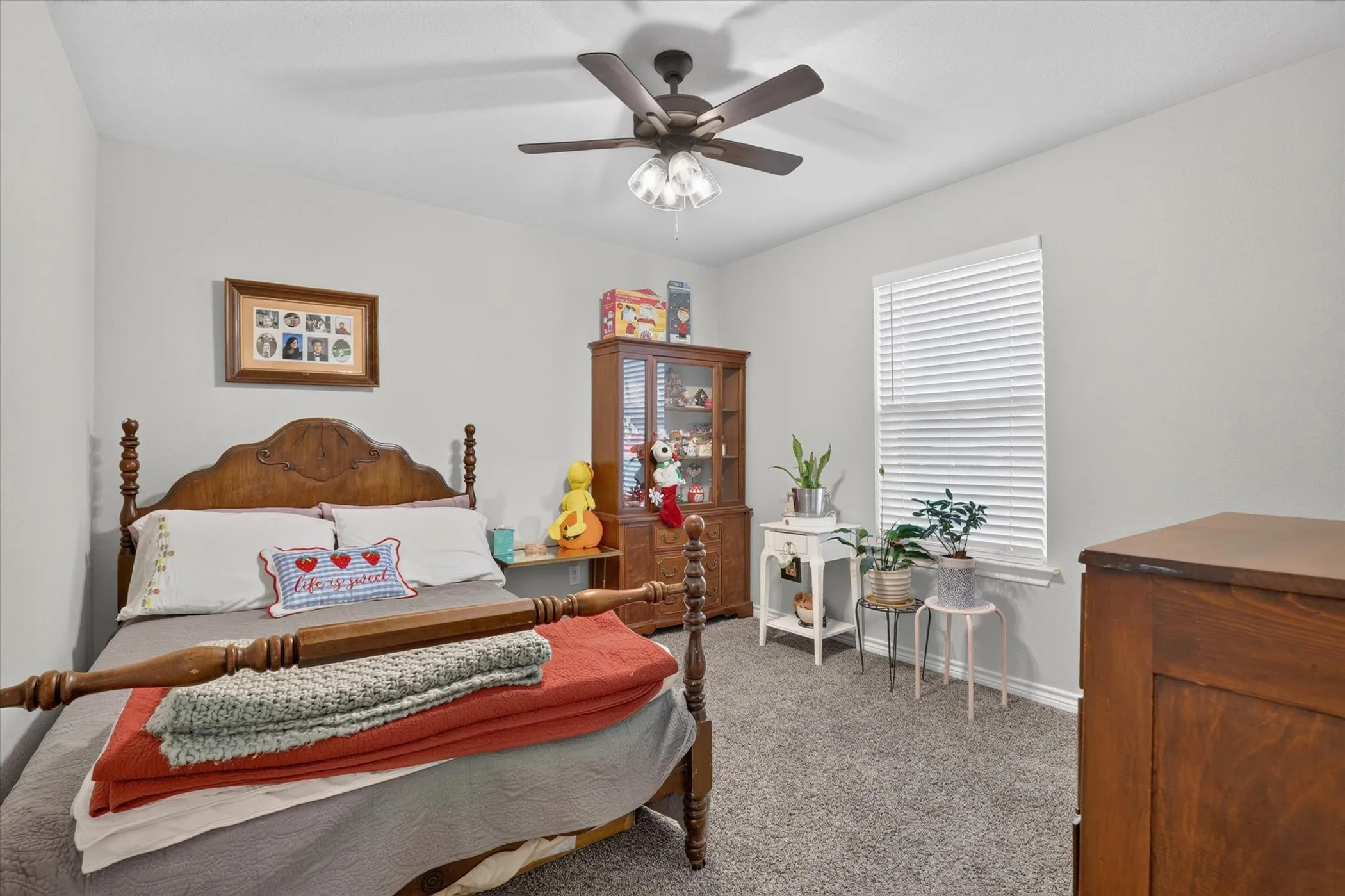Single Family Residence For Sale in Parker County , 1012 Brown Court, Poolville, Texas 76487, 3 Bedroom, 2 Bathroom, Garage spaces, 1,363 Sqft, built in 2022, mls#21385867, Real Estate Agent in Poolville, Homes For Sale in Parker county, Homes For Sale in Poolville, Realtor in Poolville Texas, Real Estate Brokerage Independent Realty Texas, Luminita Cordes Realtor
