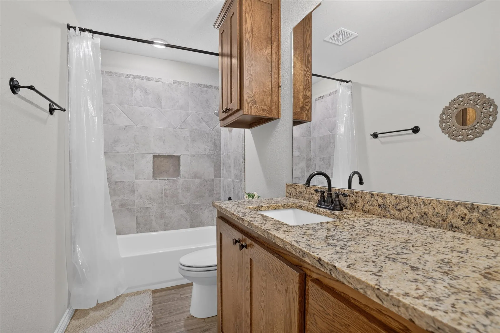 Single Family Residence For Sale in Parker County , 1012 Brown Court, Poolville, Texas 76487, 3 Bedroom, 2 Bathroom, Garage spaces, 1,363 Sqft, built in 2022, mls#21385867, Real Estate Agent in Poolville, Homes For Sale in Parker county, Homes For Sale in Poolville, Realtor in Poolville Texas, Real Estate Brokerage Independent Realty Texas, Luminita Cordes Realtor