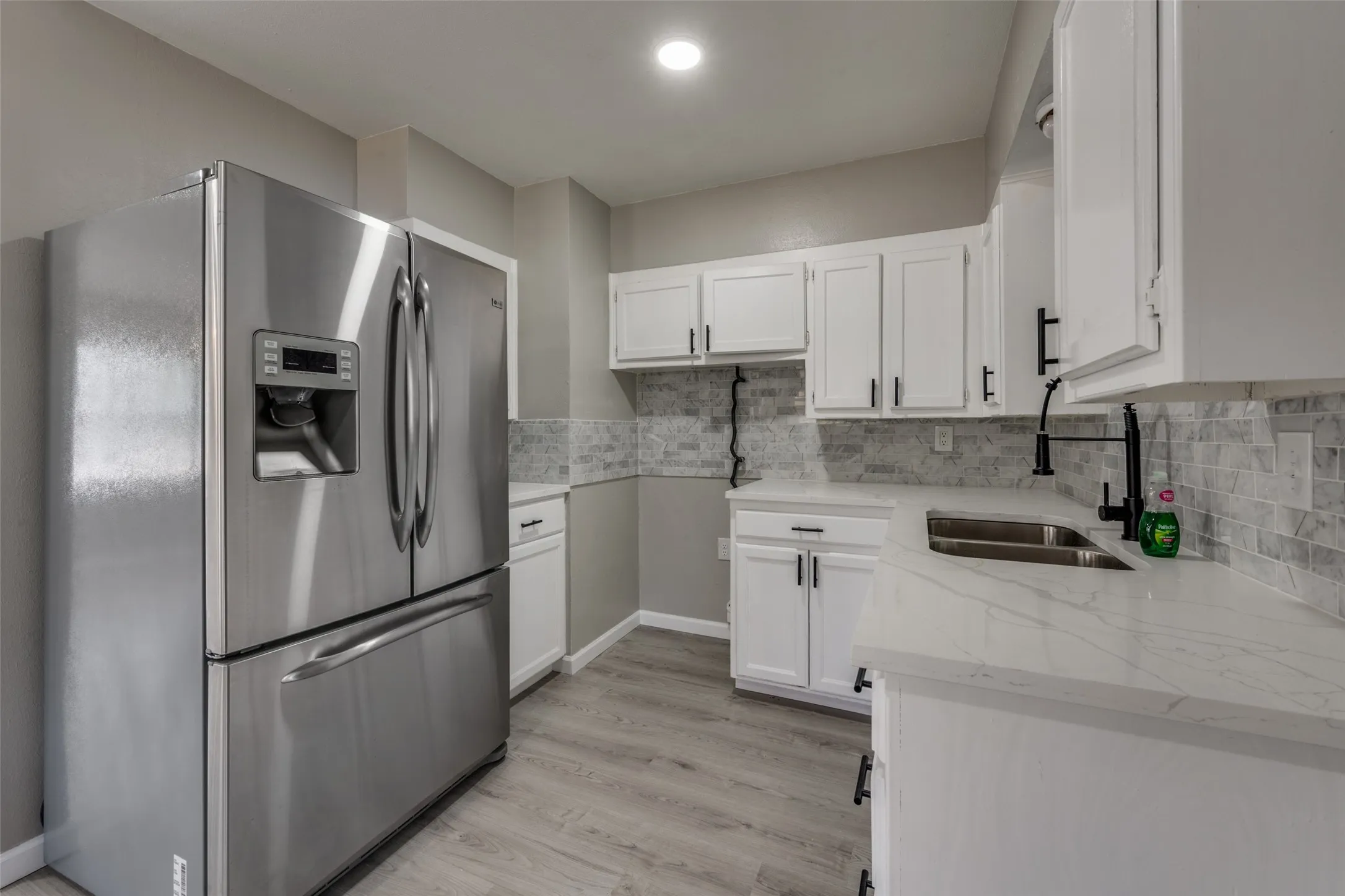 Single Family Residence For Sale in Tarrant County , 408 E Tucker Boulevard, Arlington, Texas 76010, 4 Bedroom, 2 Bathroom, 2 Garage spaces, 1,334 Sqft, built in 1956, mls#21403634, Real Estate Agent in Arlington, Homes For Sale in Tarrant county, Homes For Sale in Arlington, Realtor in Arlington Texas, Real Estate Brokerage Independent Realty Texas, Luminita Cordes Realtor
