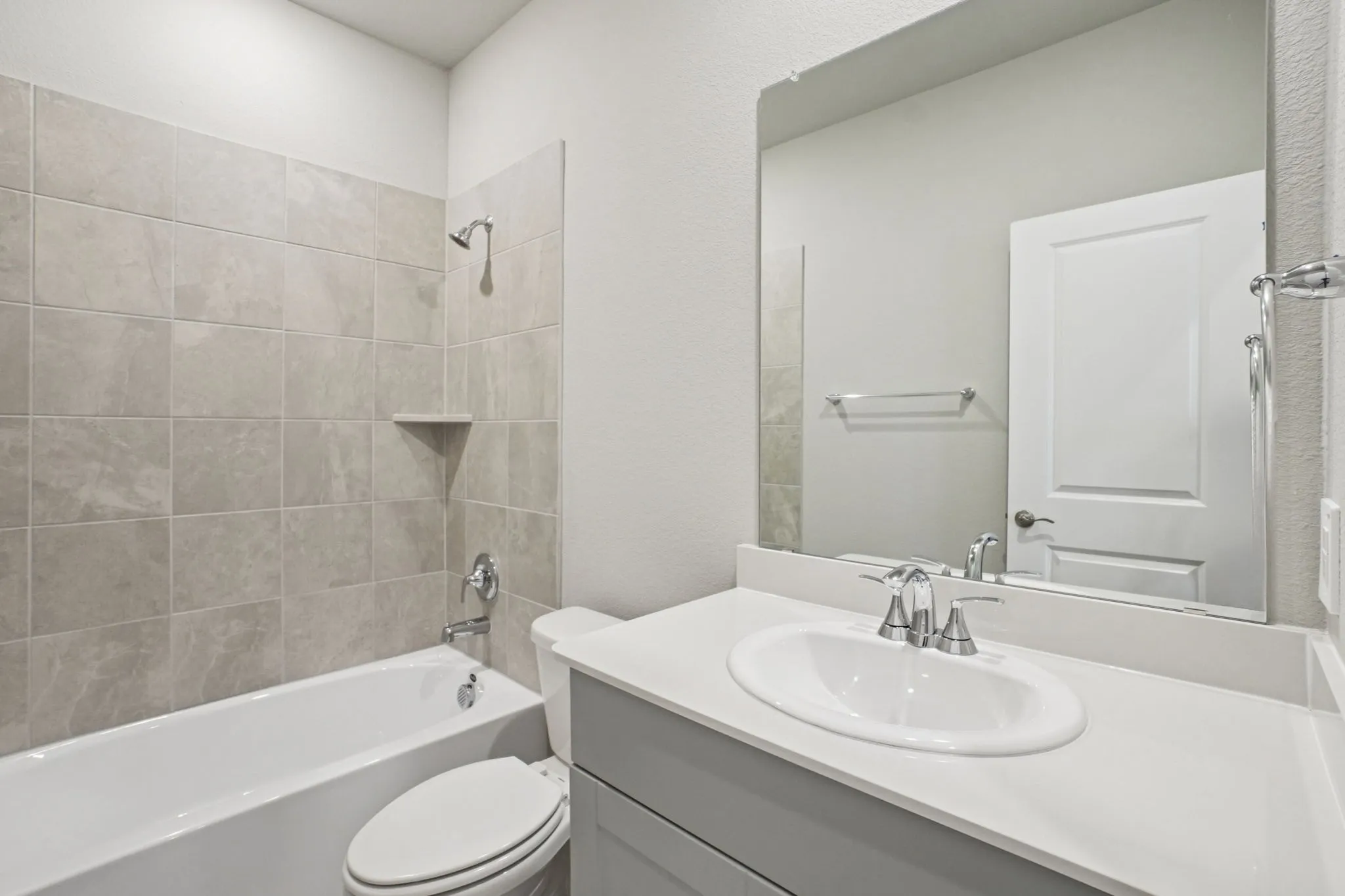 Photo is not of the actual home, but is an inspirational photo of builder’s model home and may depict options, furnishings, and/or decorator features that are not included.