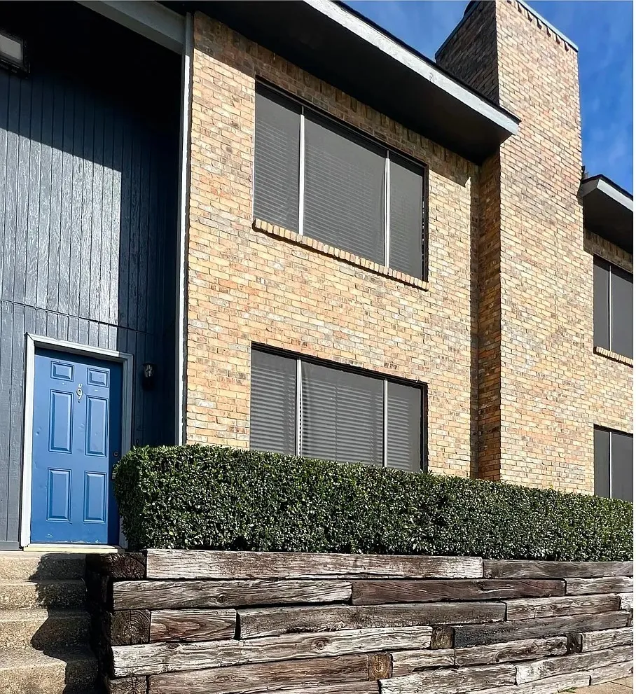 Condominium For Rent in Dallas County , 514 E Belt Line Road B12, De Soto, Texas 75115, 2 Bedroom, 2 Bathroom, Garage spaces, 1,106 Sqft, built in 1983, mls#21403600, Real Estate Agent in De Soto, Homes For Rent in Dallas county, Homes For Rent in De Soto, Realtor in De Soto Texas, Real Estate Brokerage Independent Realty Texas, Luminita Cordes Realtor