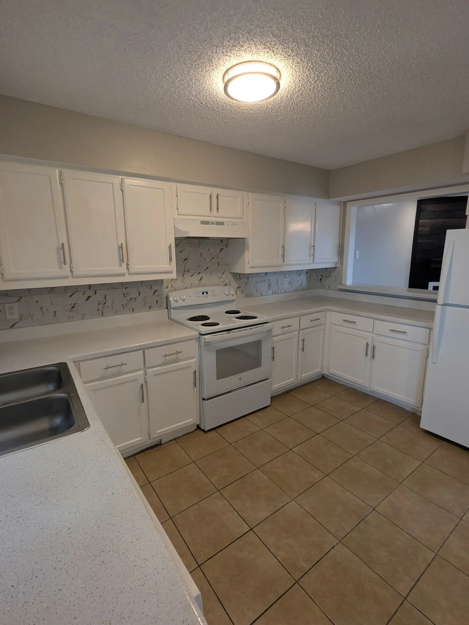 Condominium For Rent in Dallas County , 514 E Belt Line Road B12, De Soto, Texas 75115, 2 Bedroom, 2 Bathroom, Garage spaces, 1,106 Sqft, built in 1983, mls#21403600, Real Estate Agent in De Soto, Homes For Rent in Dallas county, Homes For Rent in De Soto, Realtor in De Soto Texas, Real Estate Brokerage Independent Realty Texas, Luminita Cordes Realtor