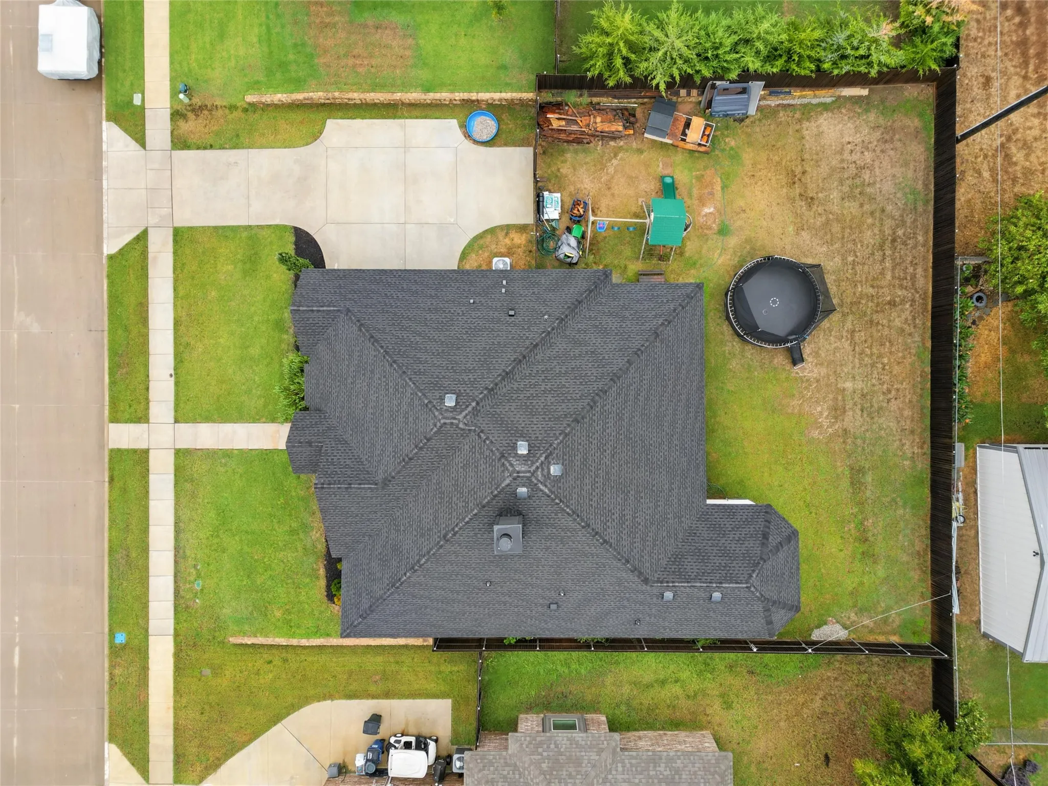Single Family Residence For Sale in Tarrant County , 516 Woodland Drive, Azle, Texas 76020, 4 Bedroom, 3 Bathroom, 2 Garage spaces, 2,196 Sqft, built in 2021, mls#21403557, Real Estate Agent in Azle, Homes For Sale in Tarrant county, Homes For Sale in Azle, Realtor in Azle Texas, Real Estate Brokerage Independent Realty Texas, Luminita Cordes Realtor