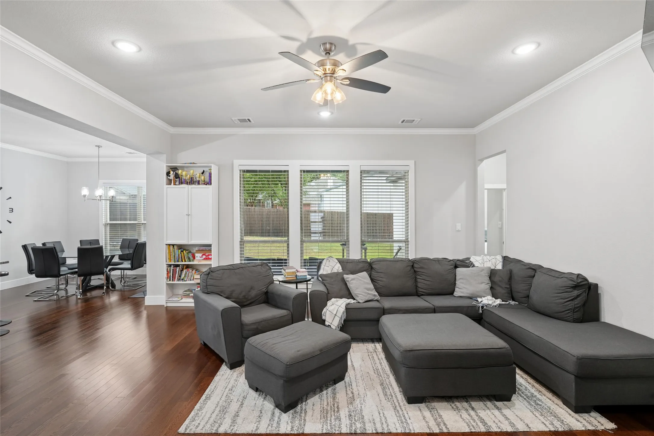 Single Family Residence For Sale in Tarrant County , 516 Woodland Drive, Azle, Texas 76020, 4 Bedroom, 3 Bathroom, 2 Garage spaces, 2,196 Sqft, built in 2021, mls#21403557, Real Estate Agent in Azle, Homes For Sale in Tarrant county, Homes For Sale in Azle, Realtor in Azle Texas, Real Estate Brokerage Independent Realty Texas, Luminita Cordes Realtor