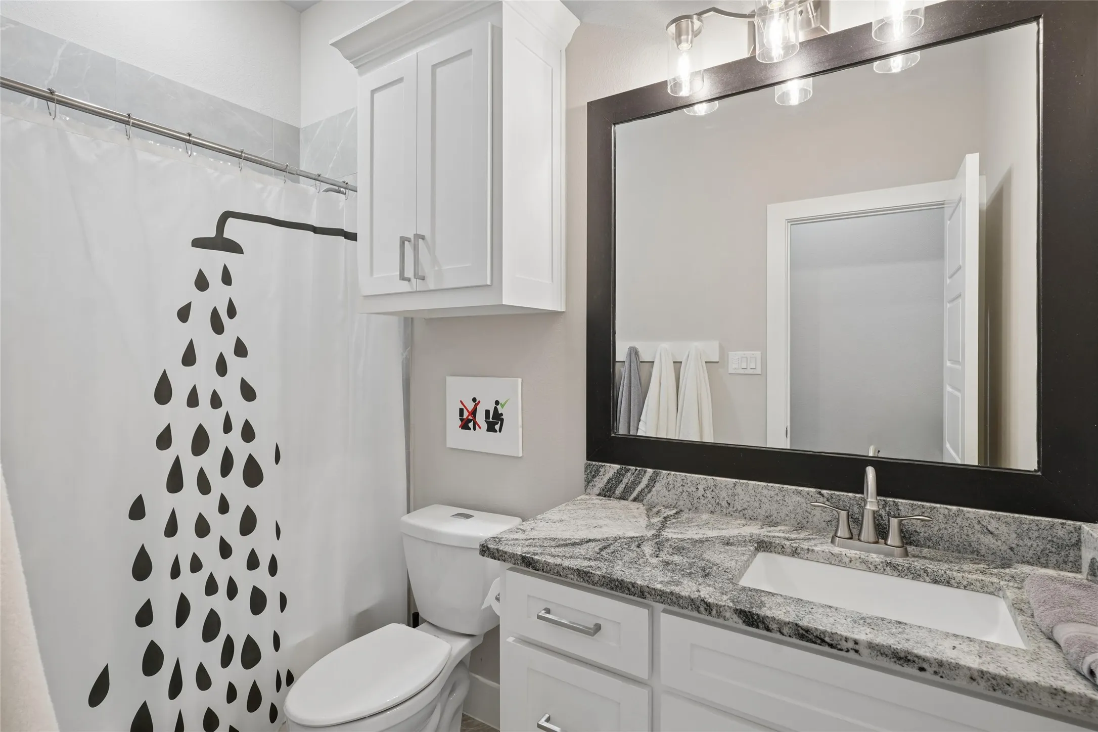 Single Family Residence For Sale in Tarrant County , 516 Woodland Drive, Azle, Texas 76020, 4 Bedroom, 3 Bathroom, 2 Garage spaces, 2,196 Sqft, built in 2021, mls#21403557, Real Estate Agent in Azle, Homes For Sale in Tarrant county, Homes For Sale in Azle, Realtor in Azle Texas, Real Estate Brokerage Independent Realty Texas, Luminita Cordes Realtor