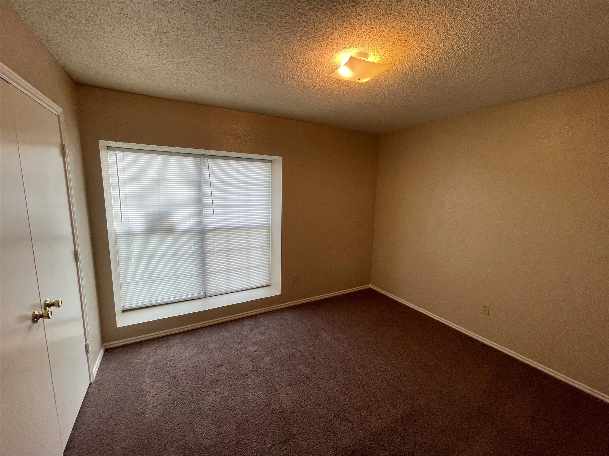 Duplex For Rent in Dallas County , 7614 Cousteau Drive, Rowlett, Texas 75088, 2 Bedroom, 2 Bathroom, 2 Garage spaces, 1,036 Sqft, built in 1987, mls#21403652, Real Estate Agent in Rowlett, Homes For Rent in Dallas county, Homes For Rent in Rowlett, Realtor in Rowlett Texas, Real Estate Brokerage Independent Realty Texas, Luminita Cordes Realtor
