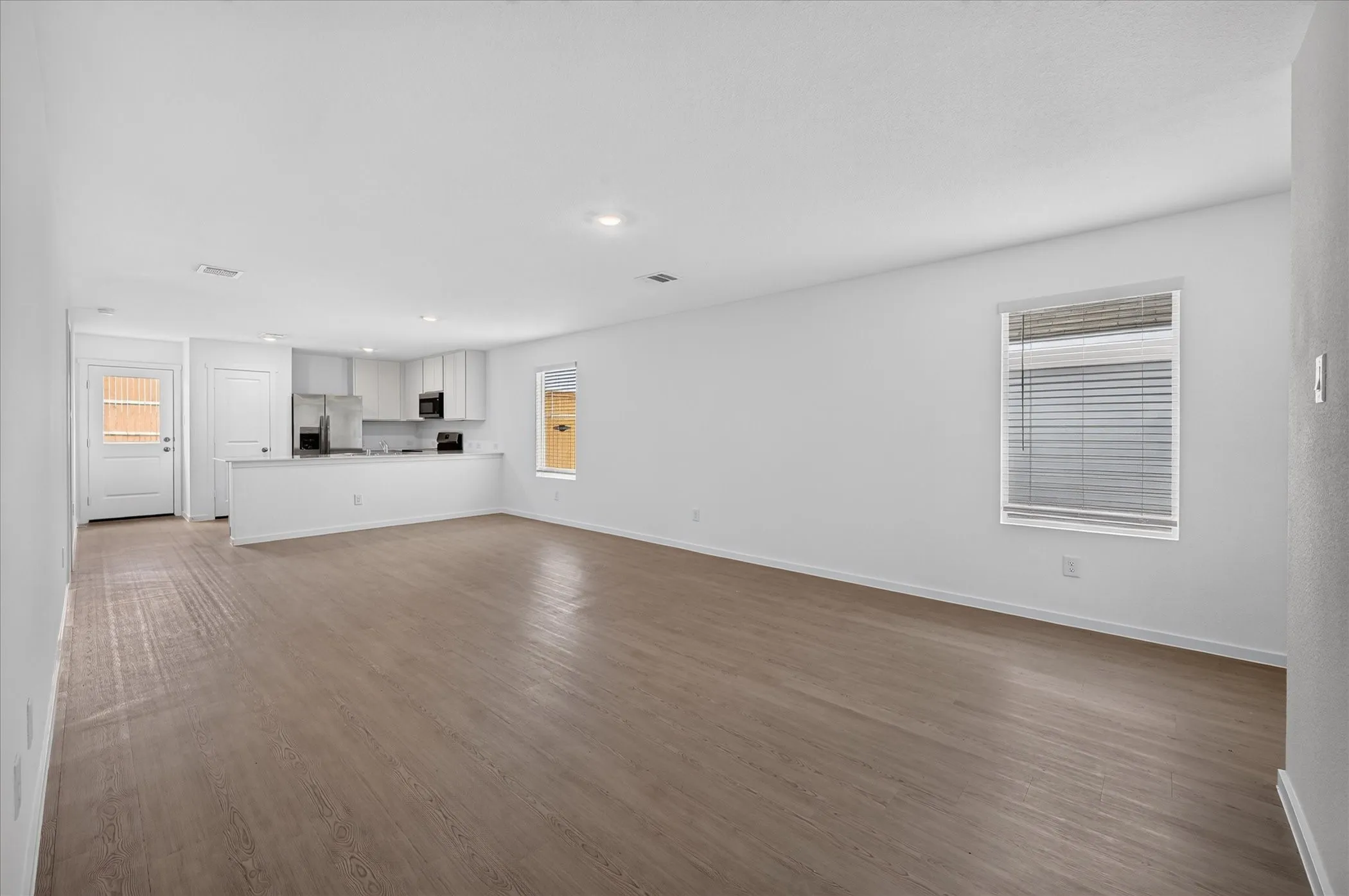 Single Family Residence For Rent in Collin County , 5330 Cinnamon Lane, Princeton, Texas 75407, 3 Bedroom, 2 Bathroom, 2 Garage spaces, 1,411 Sqft, built in 2026, mls#21403654, Real Estate Agent in Princeton, Homes For Rent in Collin county, Homes For Rent in Princeton, Realtor in Princeton Texas, Real Estate Brokerage Independent Realty Texas, Luminita Cordes Realtor