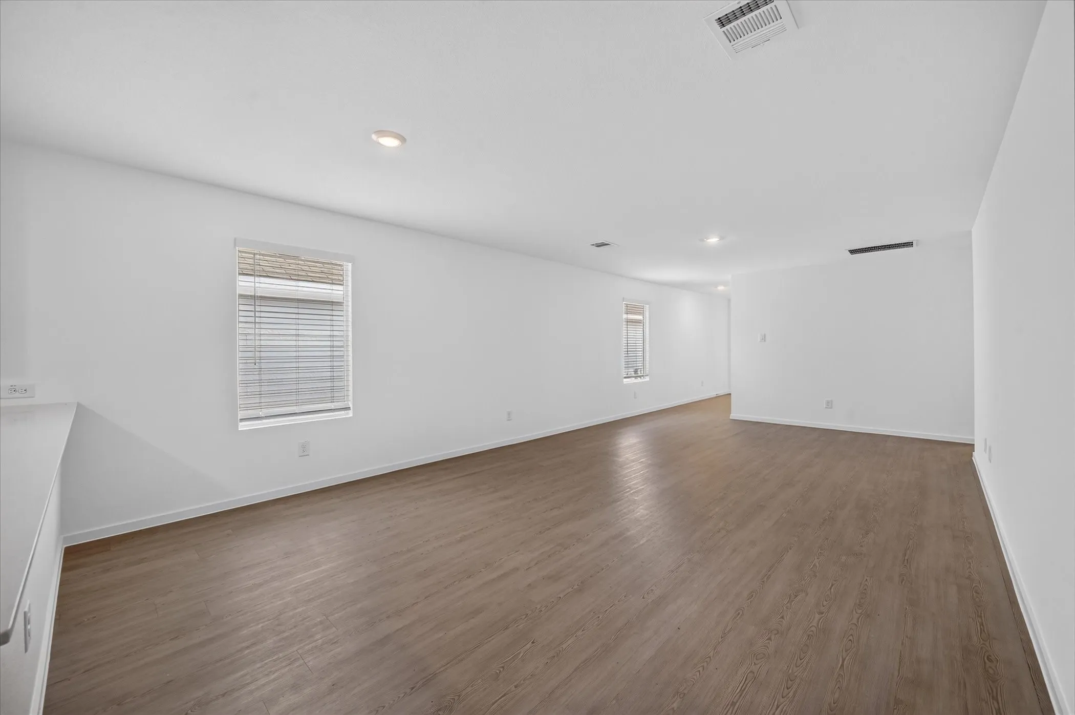 Single Family Residence For Rent in Collin County , 5330 Cinnamon Lane, Princeton, Texas 75407, 3 Bedroom, 2 Bathroom, 2 Garage spaces, 1,411 Sqft, built in 2026, mls#21403654, Real Estate Agent in Princeton, Homes For Rent in Collin county, Homes For Rent in Princeton, Realtor in Princeton Texas, Real Estate Brokerage Independent Realty Texas, Luminita Cordes Realtor