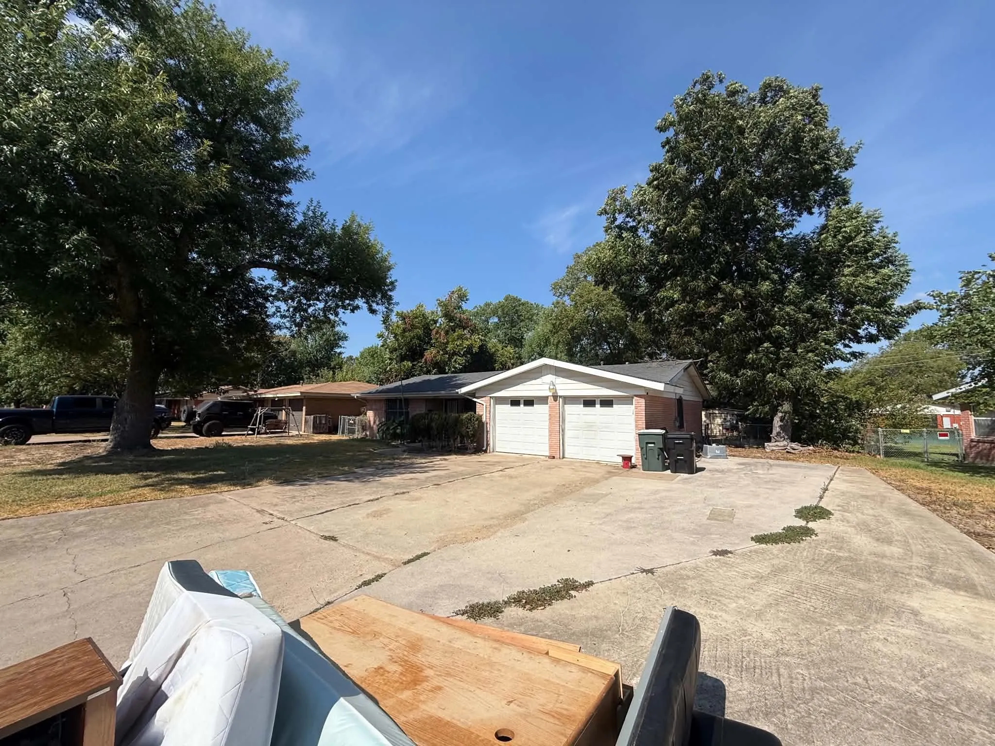 Single Family Residence For Sale in Bell County , 2206 S 51st Street, Temple, Texas 76504, 3 Bedroom, 2 Bathroom, 2 Garage spaces, 1,363 Sqft, built in 1961, mls#21403660, Real Estate Agent in Temple, Homes For Sale in Bell county, Homes For Sale in Temple, Realtor in Temple Texas, Real Estate Brokerage Independent Realty Texas, Luminita Cordes Realtor