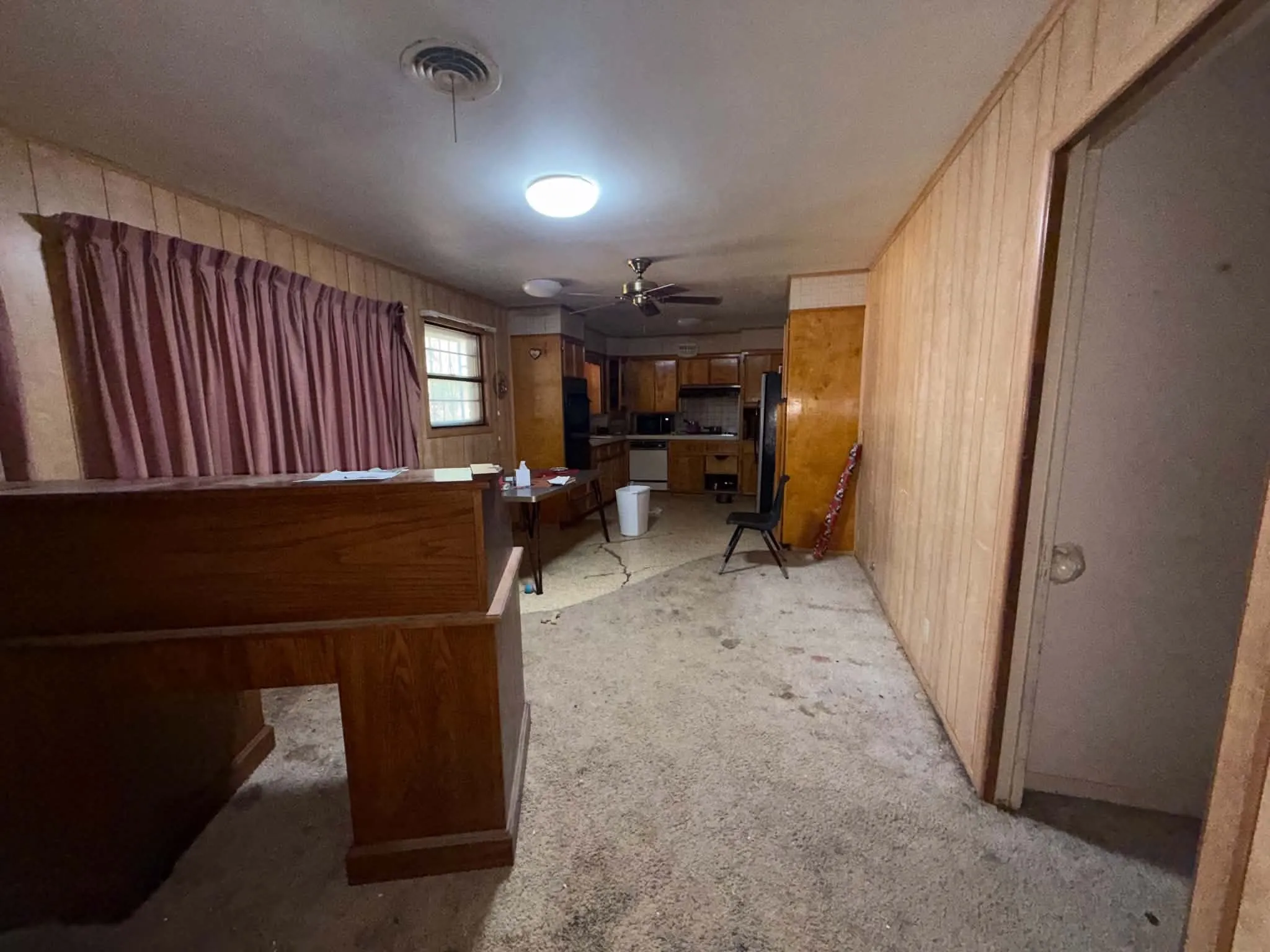 Single Family Residence For Sale in Bell County , 2206 S 51st Street, Temple, Texas 76504, 3 Bedroom, 2 Bathroom, 2 Garage spaces, 1,363 Sqft, built in 1961, mls#21403660, Real Estate Agent in Temple, Homes For Sale in Bell county, Homes For Sale in Temple, Realtor in Temple Texas, Real Estate Brokerage Independent Realty Texas, Luminita Cordes Realtor