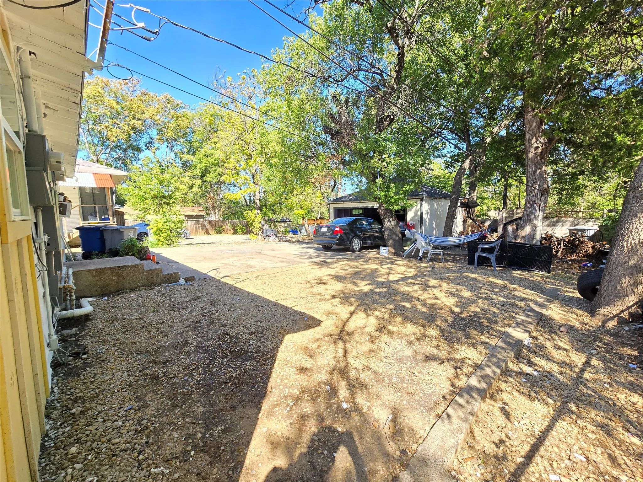 Duplex For Rent in Dallas County , 1730 Seevers Avenue 2, Dallas, Texas 75216, 3 Bedroom, 1 Bathroom, Garage spaces, 1,877 Sqft, built in 1946, mls#21403668, Real Estate Agent in Dallas, Homes For Rent in Dallas county, Homes For Rent in Dallas, Realtor in Dallas Texas, Real Estate Brokerage Independent Realty Texas, Luminita Cordes Realtor