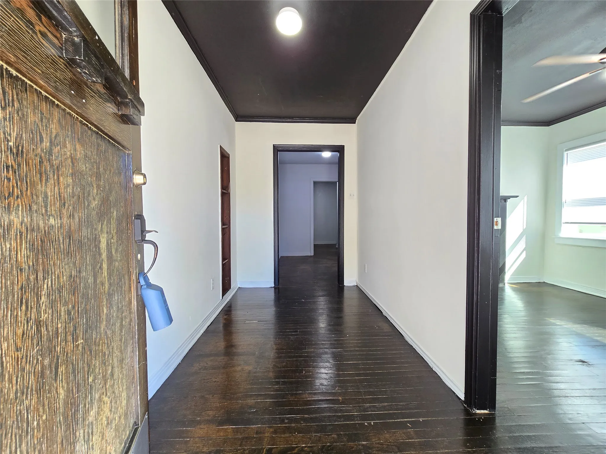 Duplex For Rent in Dallas County , 1730 Seevers Avenue 2, Dallas, Texas 75216, 3 Bedroom, 1 Bathroom, Garage spaces, 1,877 Sqft, built in 1946, mls#21403668, Real Estate Agent in Dallas, Homes For Rent in Dallas county, Homes For Rent in Dallas, Realtor in Dallas Texas, Real Estate Brokerage Independent Realty Texas, Luminita Cordes Realtor