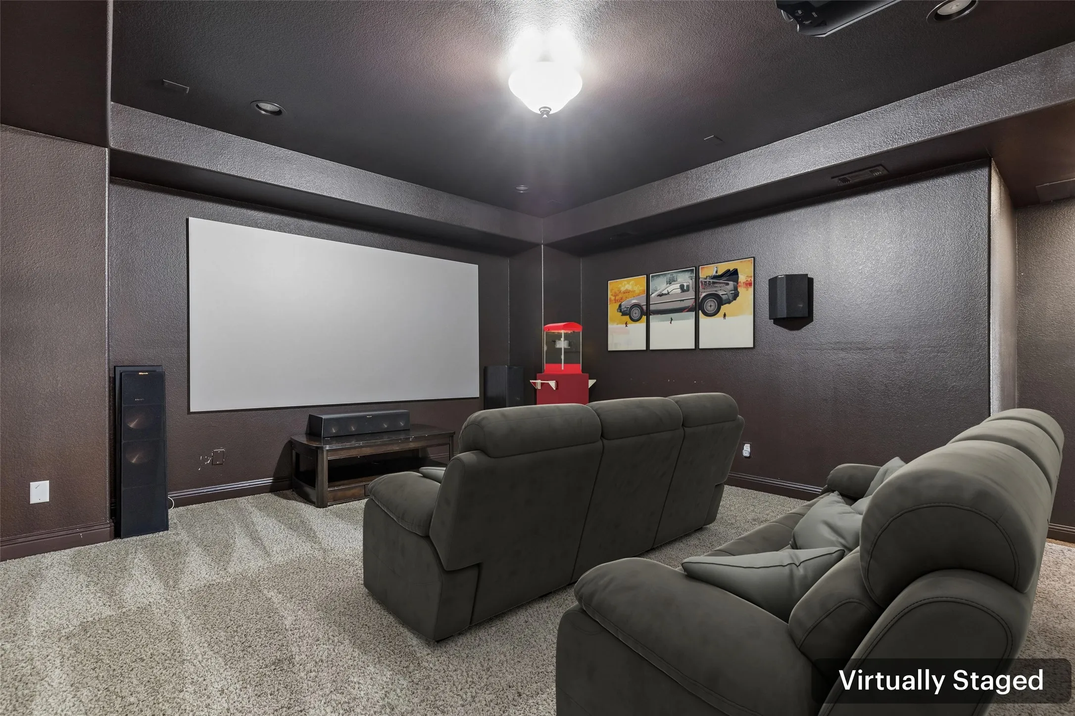 Single Family Residence For Sale in Denton County , 2707 Point Vista Drive, Lewisville, Texas 75067, 5 Bedroom, 4 Bathroom, 3 Garage spaces, 3,181 Sqft, built in 2015, mls#21400986, Real Estate Agent in Lewisville, Homes For Sale in Denton county, Homes For Sale in Lewisville, Realtor in Lewisville Texas, Real Estate Brokerage Independent Realty Texas, Luminita Cordes Realtor