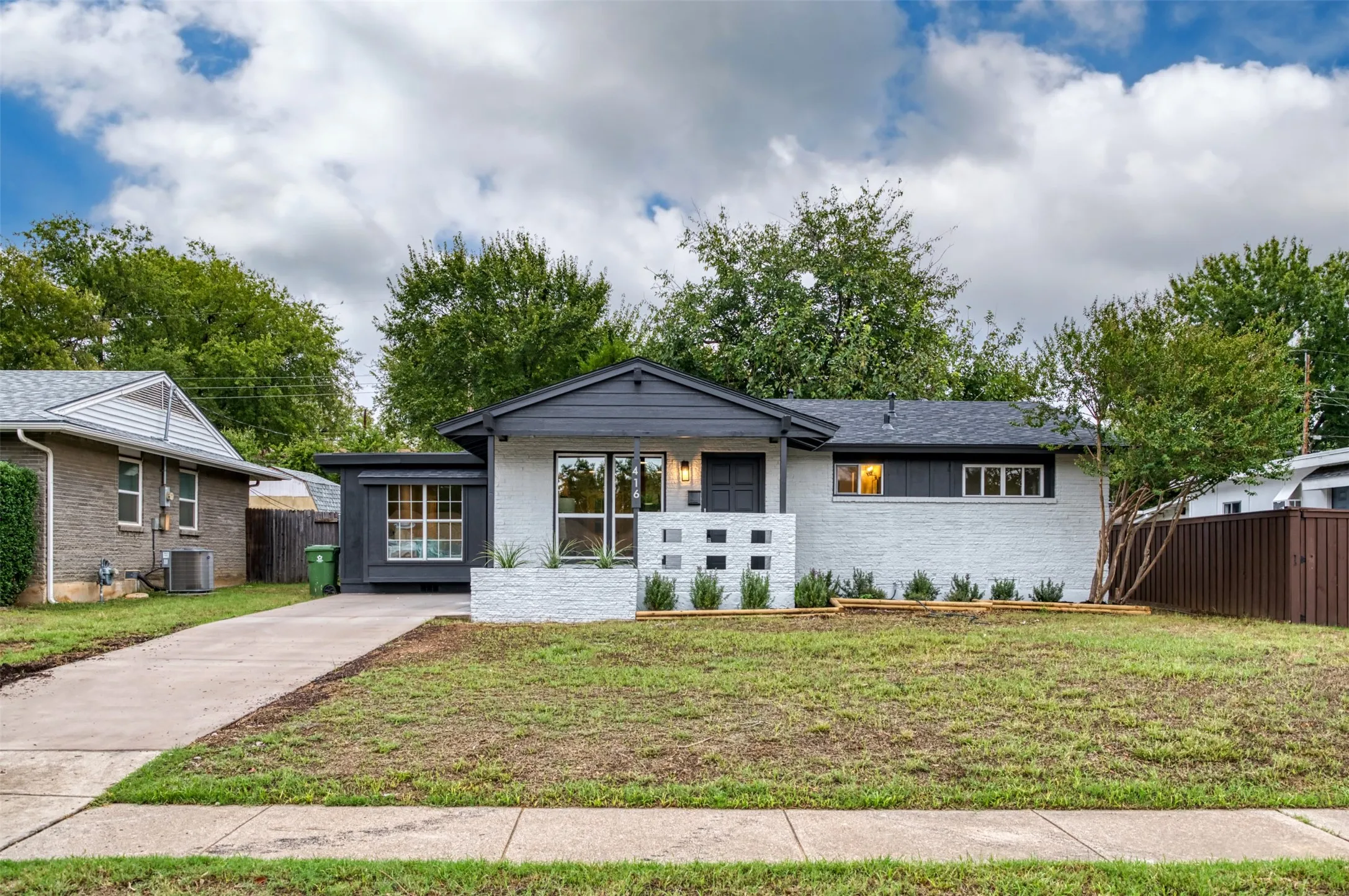 Single Family Residence For Sale in Tarrant County , 416 Myrtle Drive, Hurst, Texas 76053, 4 Bedroom, 2 Bathroom, Garage spaces, 1,307 Sqft, built in 1956, mls#21361321, Real Estate Agent in Hurst, Homes For Sale in Tarrant county, Homes For Sale in Hurst, Realtor in Hurst Texas, Real Estate Brokerage Independent Realty Texas, Luminita Cordes Realtor