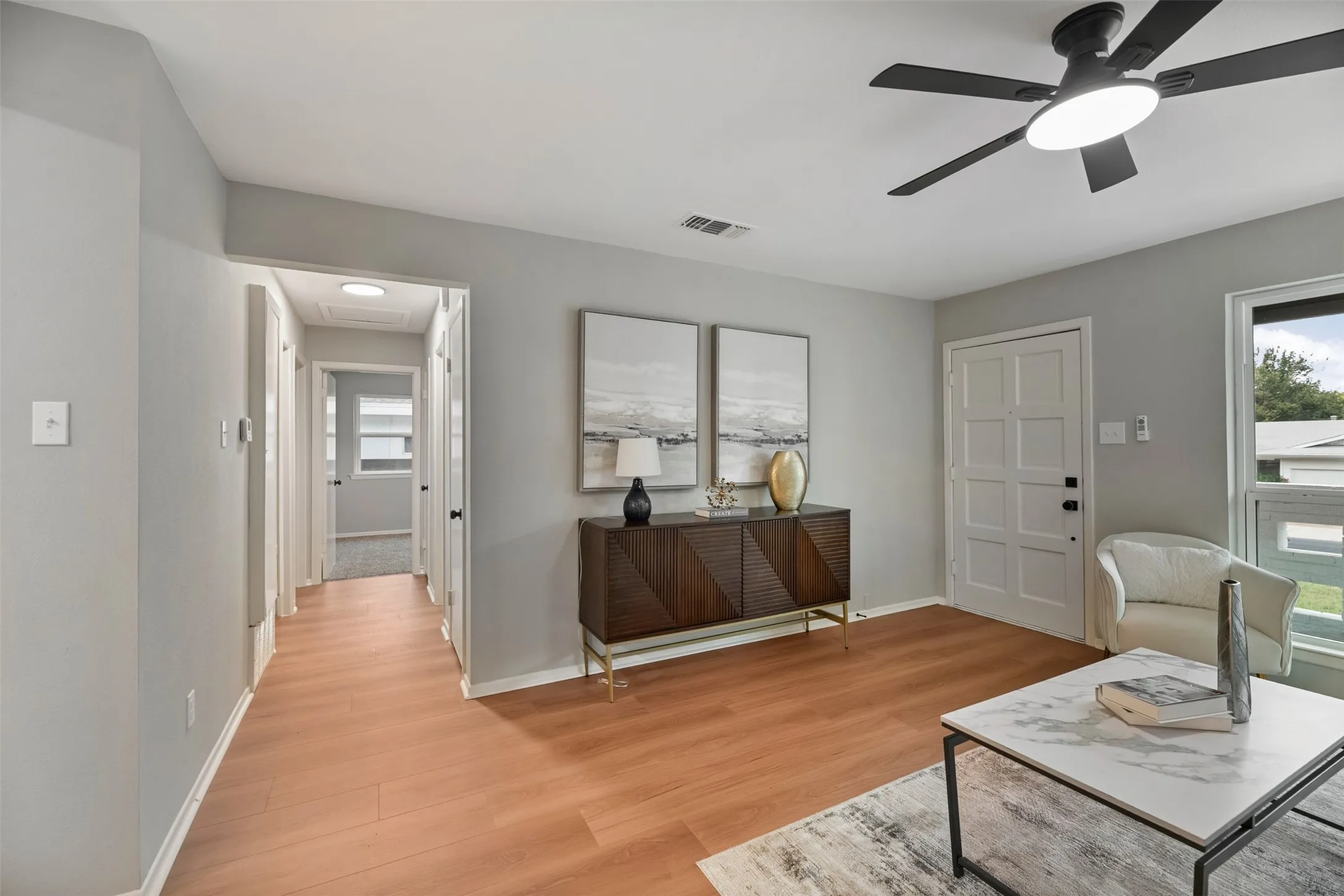 Single Family Residence For Sale in Tarrant County , 416 Myrtle Drive, Hurst, Texas 76053, 4 Bedroom, 2 Bathroom, Garage spaces, 1,307 Sqft, built in 1956, mls#21361321, Real Estate Agent in Hurst, Homes For Sale in Tarrant county, Homes For Sale in Hurst, Realtor in Hurst Texas, Real Estate Brokerage Independent Realty Texas, Luminita Cordes Realtor