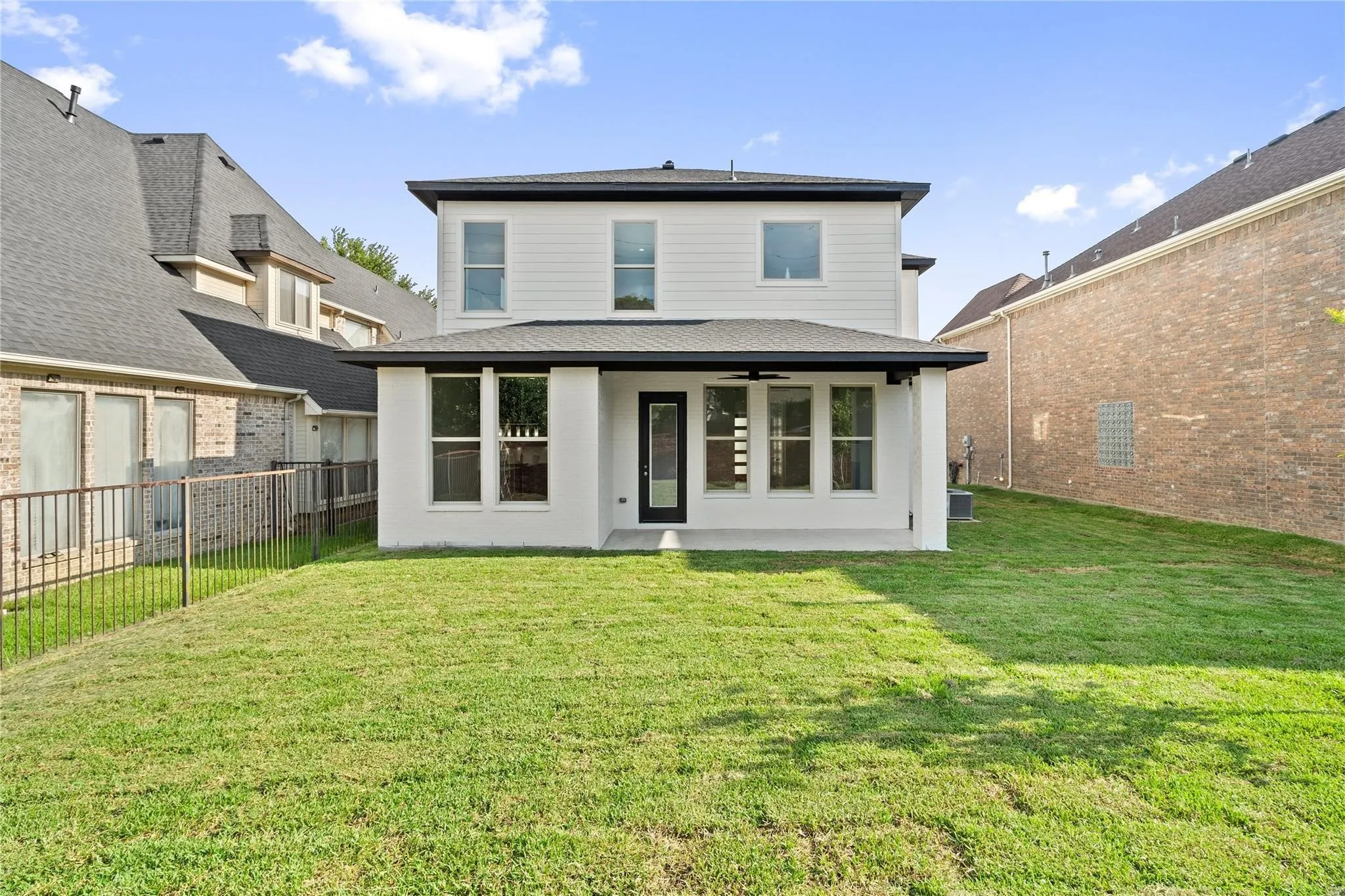 Single Family Residence For Rent in Dallas County , 907 Saint George Place, De Soto, Texas 75115, 4 Bedroom, 3 Bathroom, 2 Garage spaces, 2,600 Sqft, built in 2022, mls#21403636, Real Estate Agent in De Soto, Homes For Rent in Dallas county, Homes For Rent in De Soto, Realtor in De Soto Texas, Real Estate Brokerage Independent Realty Texas, Luminita Cordes Realtor