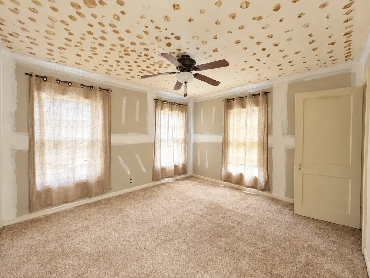 Single Family Residence For Sale in Ellis County , 617 E 5th Street, Ferris, Texas 75125, 3 Bedroom, 1 Bathroom, Garage spaces, 1,232 Sqft, built in 1961, mls#21403621, Real Estate Agent in Ferris, Homes For Sale in Ellis county, Homes For Sale in Ferris, Realtor in Ferris Texas, Real Estate Brokerage Independent Realty Texas, Luminita Cordes Realtor