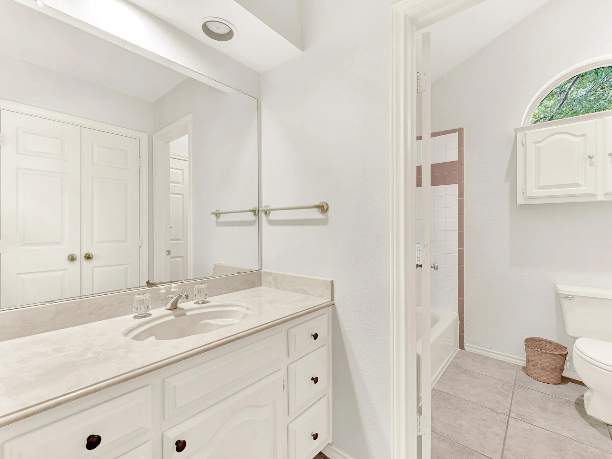 Secondary bathroom
