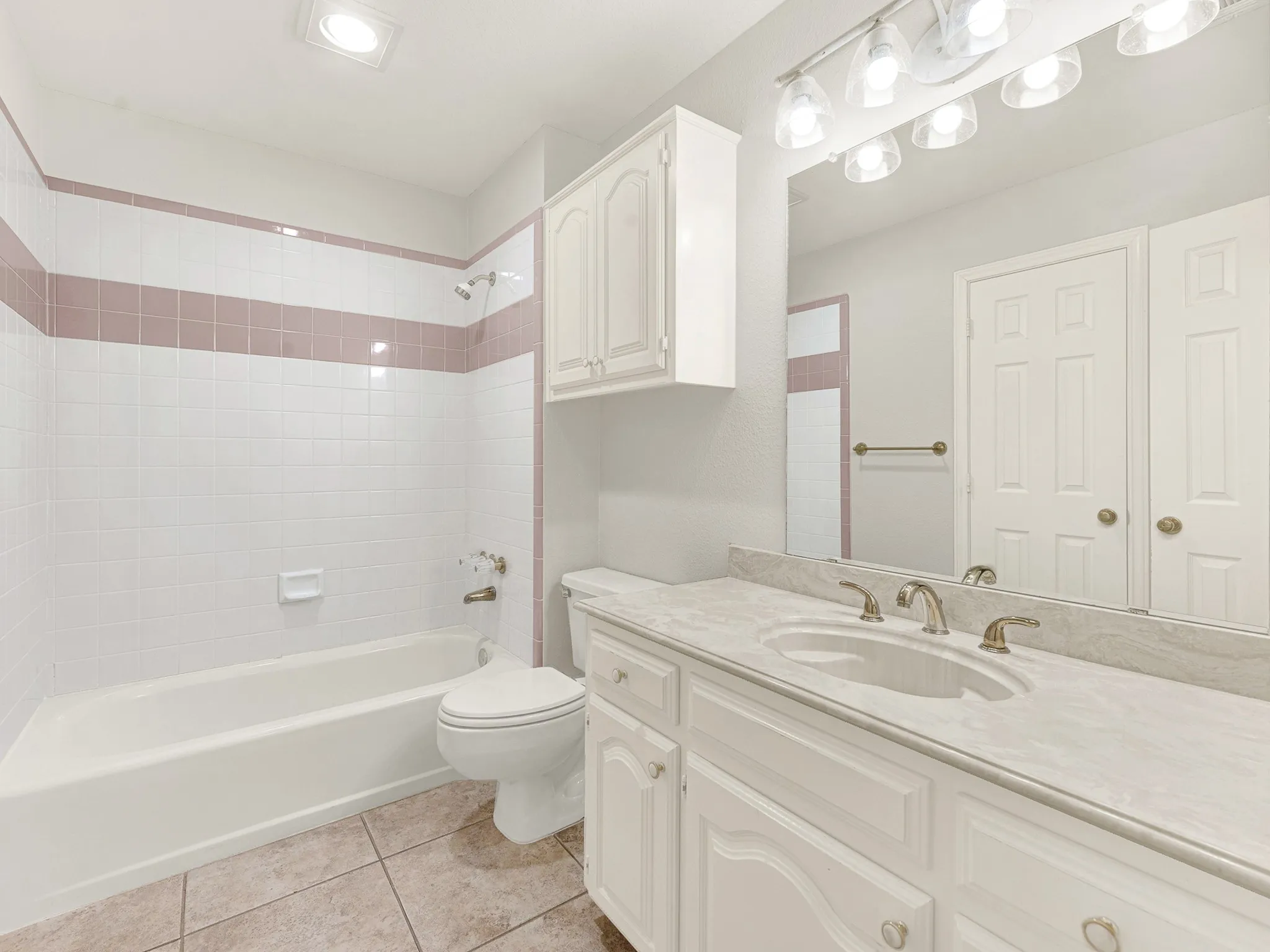 Secondary bathroom