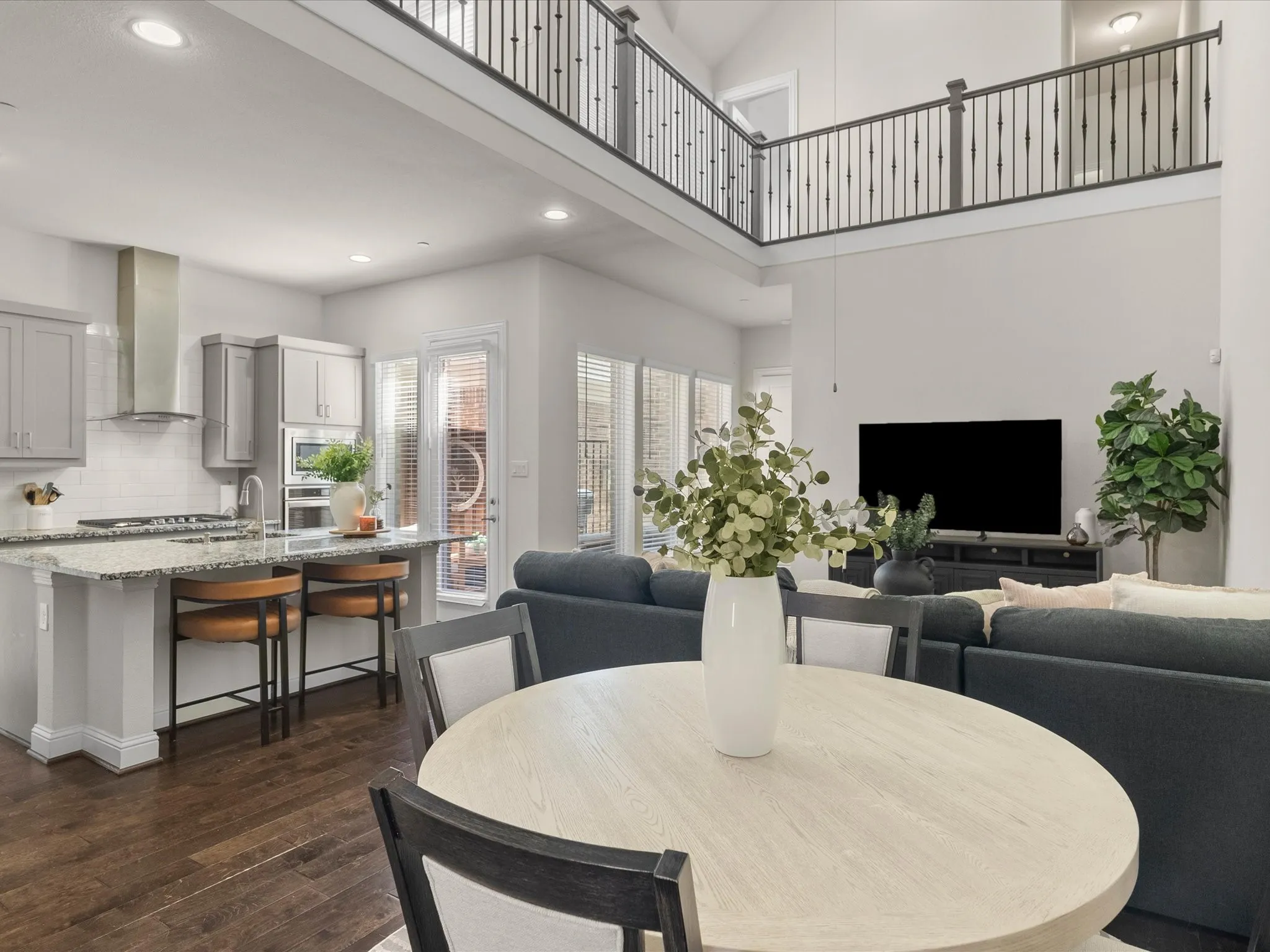 Townhouse For Rent in Collin County , 4909 Shore Crest Drive, Mc Kinney, Texas 75070, 4 Bedroom, 4 Bathroom, 2 Garage spaces, 2,440 Sqft, built in 2019, mls#21403054, Real Estate Agent in Mc Kinney, Homes For Rent in Collin county, Homes For Rent in Mc Kinney, Realtor in Mc Kinney Texas, Real Estate Brokerage Independent Realty Texas, Luminita Cordes Realtor