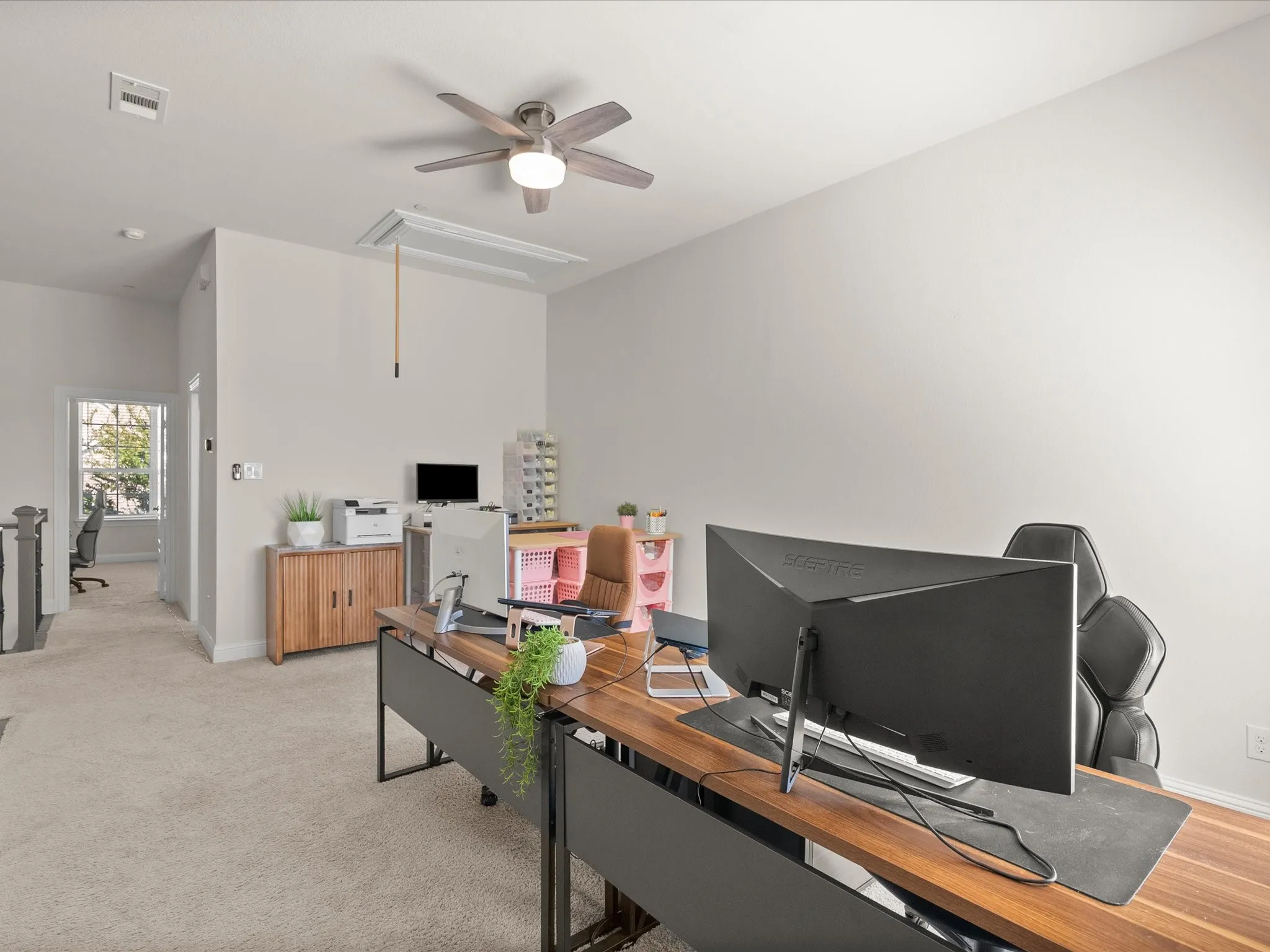 Townhouse For Rent in Collin County , 4909 Shore Crest Drive, Mc Kinney, Texas 75070, 4 Bedroom, 4 Bathroom, 2 Garage spaces, 2,440 Sqft, built in 2019, mls#21403054, Real Estate Agent in Mc Kinney, Homes For Rent in Collin county, Homes For Rent in Mc Kinney, Realtor in Mc Kinney Texas, Real Estate Brokerage Independent Realty Texas, Luminita Cordes Realtor