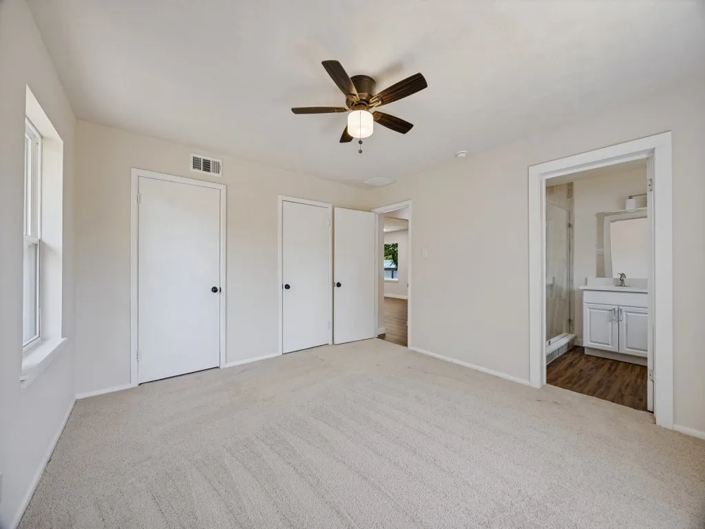 Single Family Residence For Sale in Grayson County , 400 W Anita Street, Sherman, Texas 75092, 2 Bedroom, 2 Bathroom, 2 Garage spaces, 1,323 Sqft, built in 1960, mls#21403694, Real Estate Agent in Sherman, Homes For Sale in Grayson county, Homes For Sale in Sherman, Realtor in Sherman Texas, Real Estate Brokerage Independent Realty Texas, Luminita Cordes Realtor