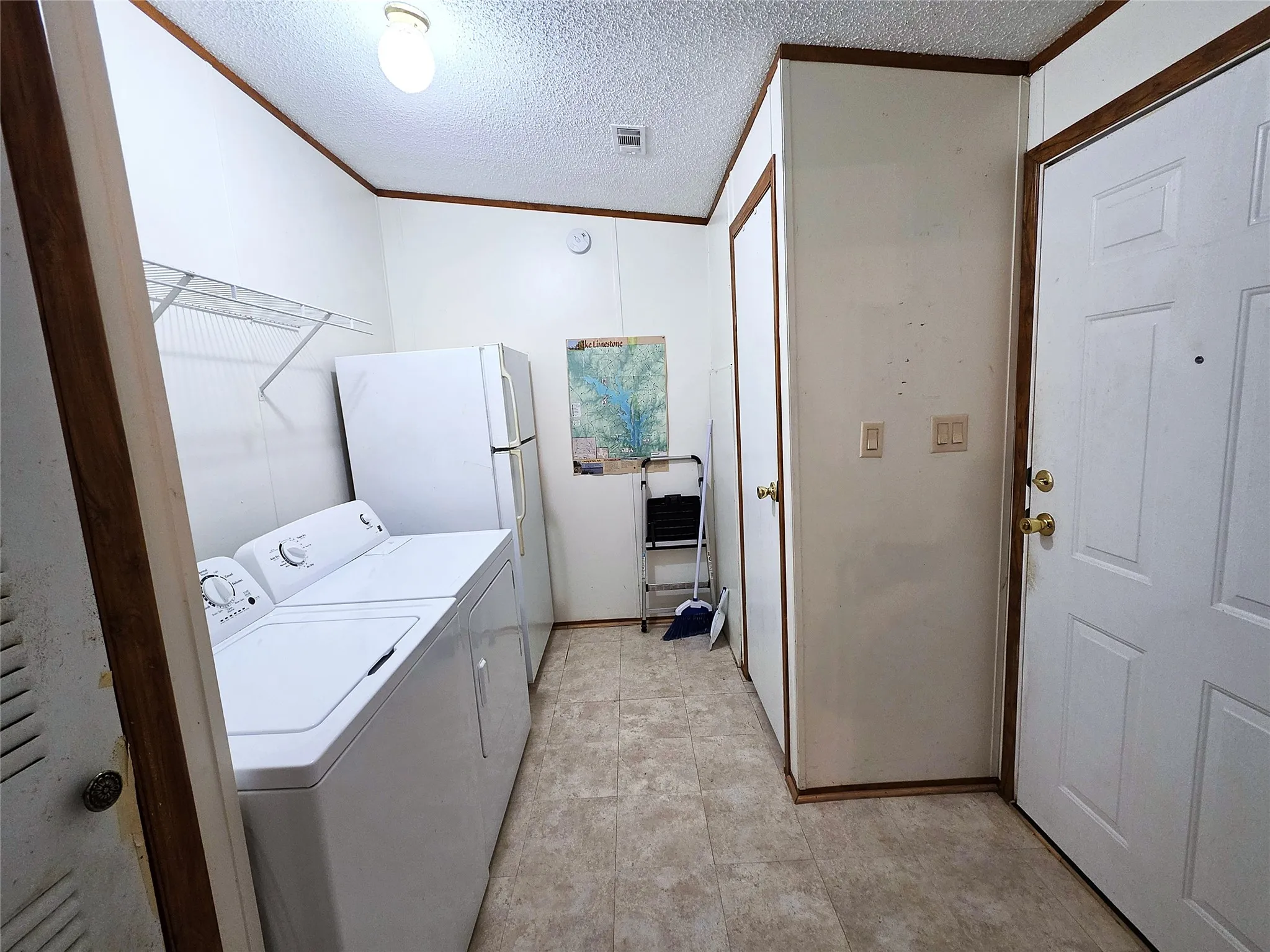 Manufactured Home For Sale in Limestone County , 116 Lcr 751, Thornton, Texas 76687, 4 Bedroom, 2 Bathroom, Garage spaces, 1,728 Sqft, built in 1998, mls#21398148, Real Estate Agent in Thornton, Homes For Sale in Limestone county, Homes For Sale in Thornton, Realtor in Thornton Texas, Real Estate Brokerage Independent Realty Texas, Luminita Cordes Realtor