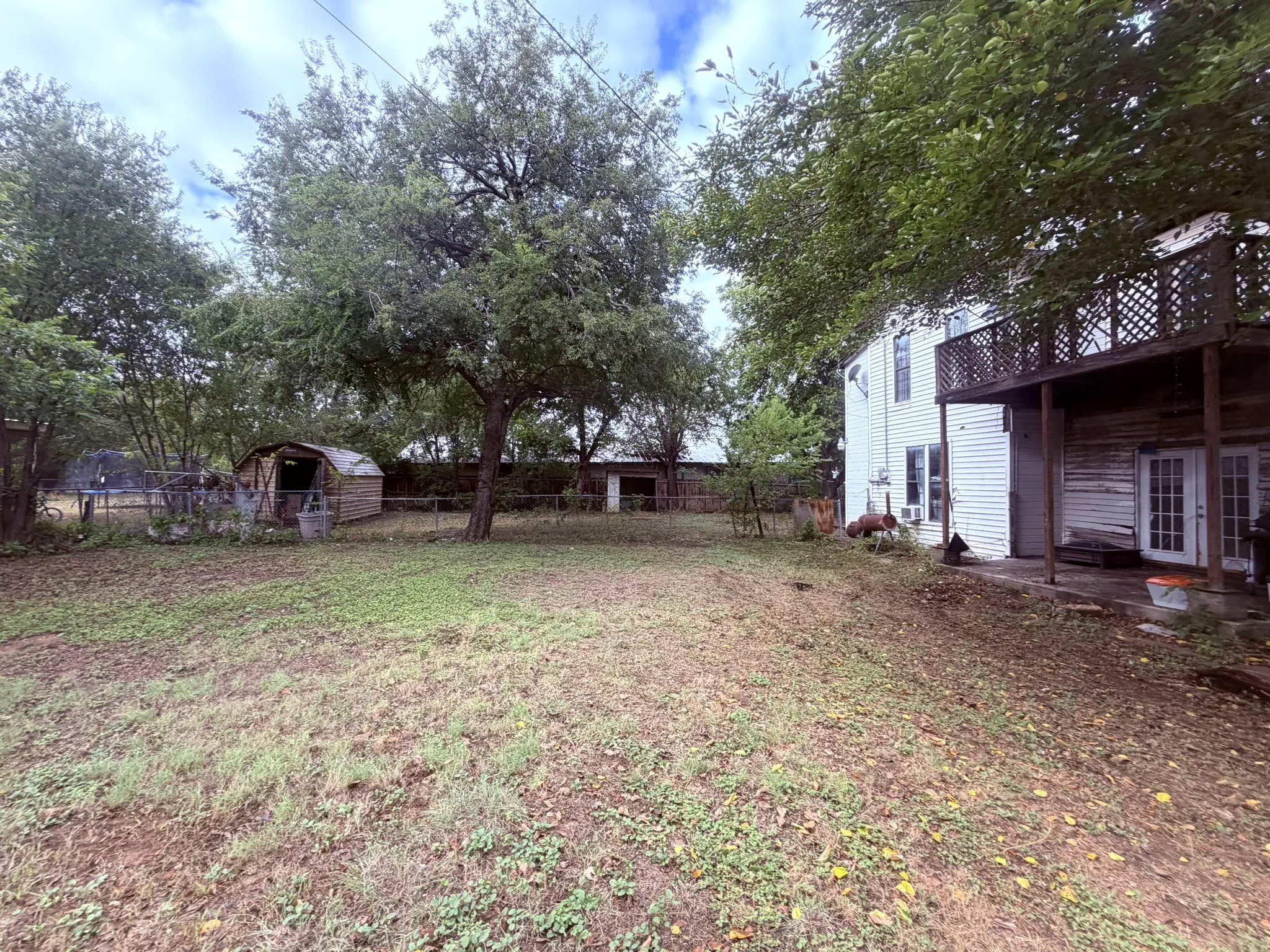 Single Family Residence For Sale in Brown County , 1201 Vincent Street, Brownwood, Texas 76801, 4 Bedroom, 2 Bathroom, Garage spaces, 2,204 Sqft, built in 0, mls#21403653, Real Estate Agent in Brownwood, Homes For Sale in Brown county, Homes For Sale in Brownwood, Realtor in Brownwood Texas, Real Estate Brokerage Independent Realty Texas, Luminita Cordes Realtor