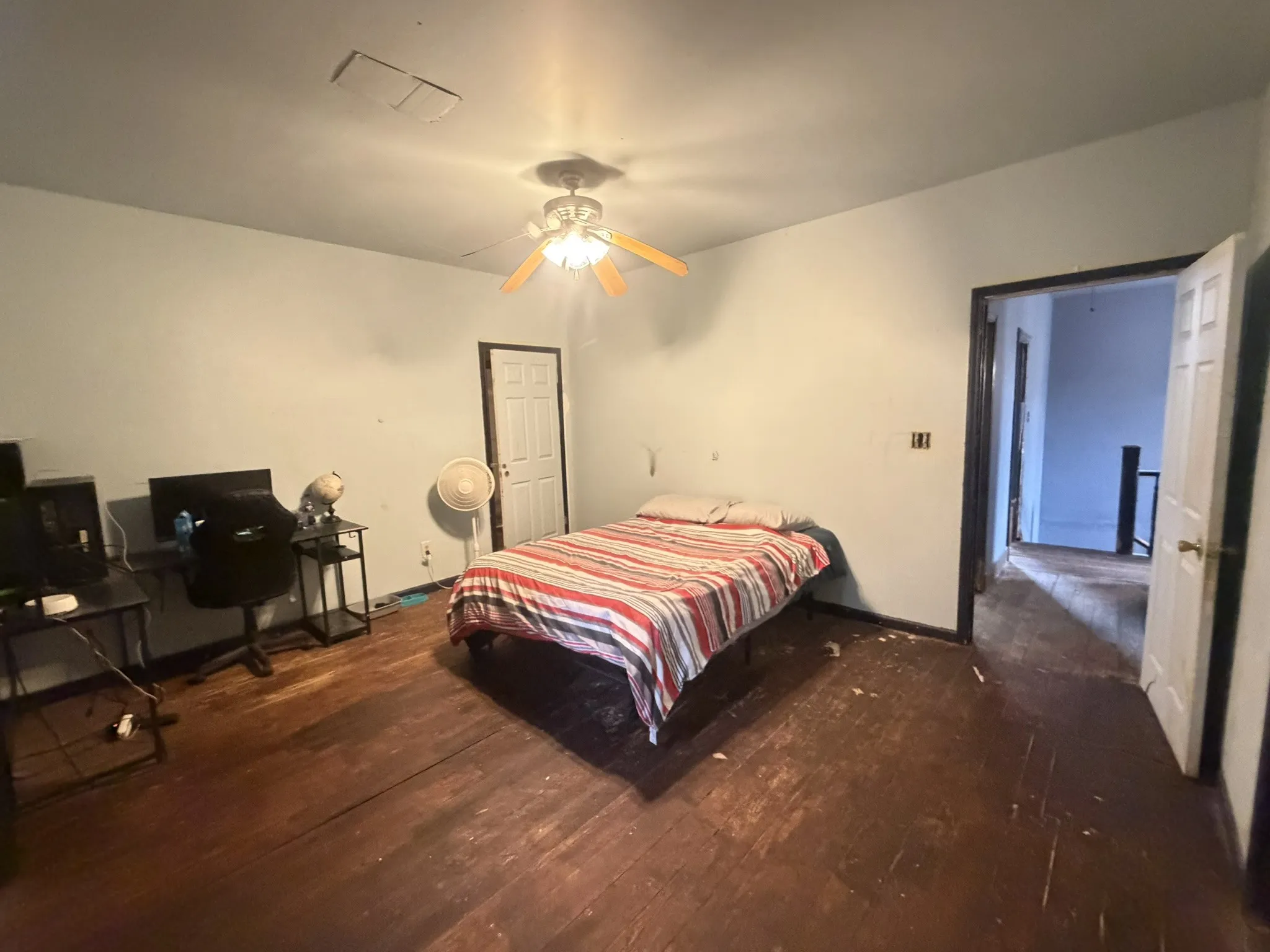 Single Family Residence For Sale in Brown County , 1201 Vincent Street, Brownwood, Texas 76801, 4 Bedroom, 2 Bathroom, Garage spaces, 2,204 Sqft, built in 0, mls#21403653, Real Estate Agent in Brownwood, Homes For Sale in Brown county, Homes For Sale in Brownwood, Realtor in Brownwood Texas, Real Estate Brokerage Independent Realty Texas, Luminita Cordes Realtor