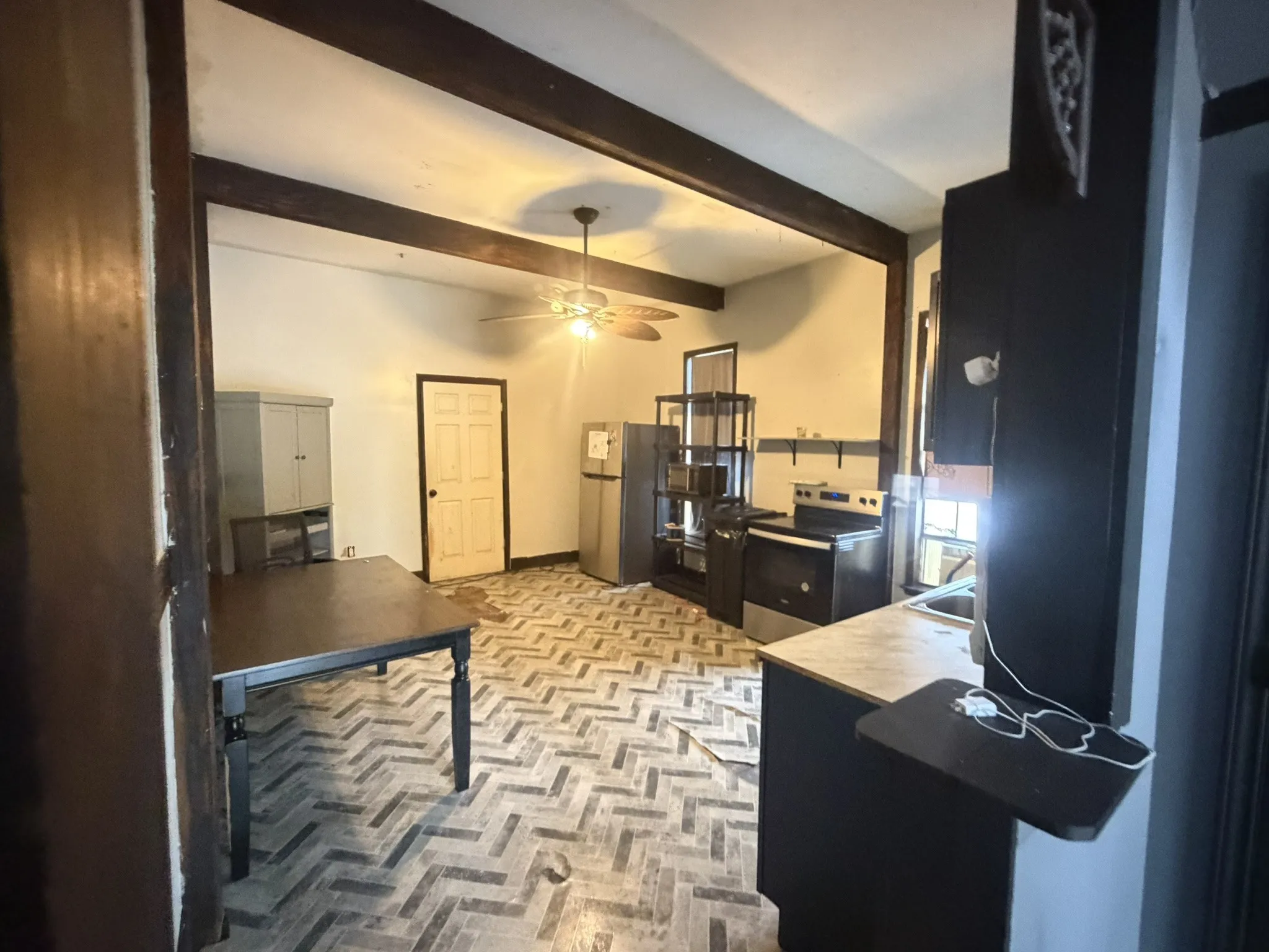 Single Family Residence For Sale in Brown County , 1201 Vincent Street, Brownwood, Texas 76801, 4 Bedroom, 2 Bathroom, Garage spaces, 2,204 Sqft, built in 0, mls#21403653, Real Estate Agent in Brownwood, Homes For Sale in Brown county, Homes For Sale in Brownwood, Realtor in Brownwood Texas, Real Estate Brokerage Independent Realty Texas, Luminita Cordes Realtor