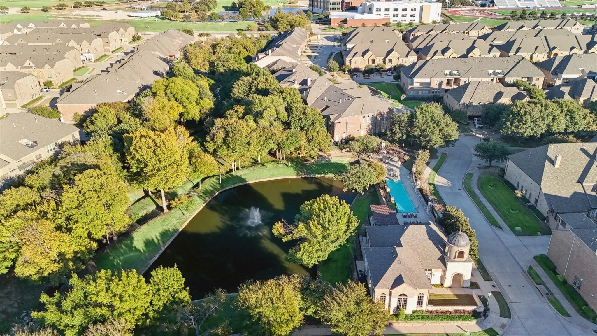 Townhouse For Sale in Denton County , 2812 Cedar Elm Drive, Carrollton, Texas 75010, 3 Bedroom, 3 Bathroom, 2 Garage spaces, 3,234 Sqft, built in 2014, mls#21403710, Real Estate Agent in Carrollton, Homes For Sale in Denton county, Homes For Sale in Carrollton, Realtor in Carrollton Texas, Real Estate Brokerage Independent Realty Texas, Luminita Cordes Realtor