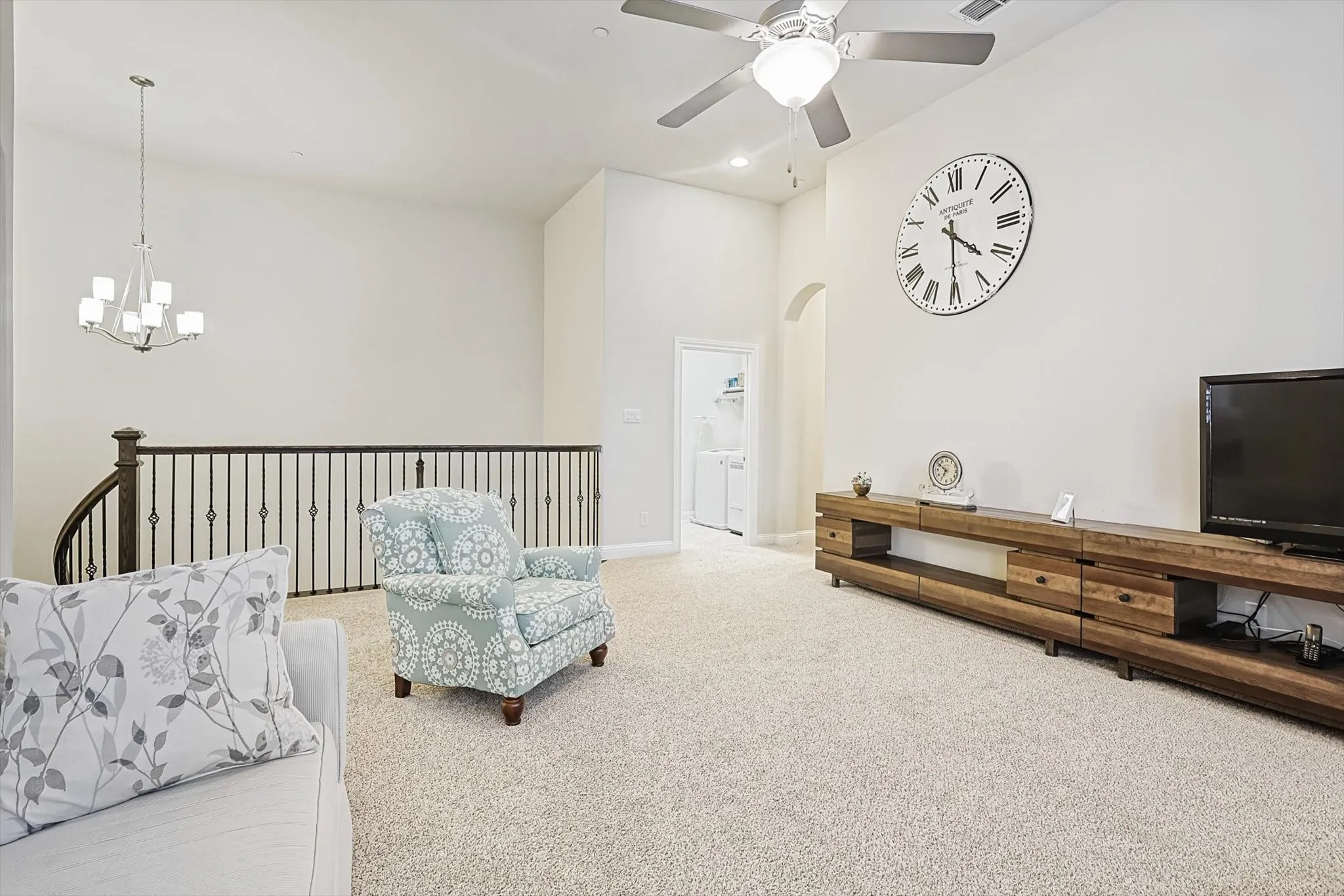 Townhouse For Sale in Denton County , 2812 Cedar Elm Drive, Carrollton, Texas 75010, 3 Bedroom, 3 Bathroom, 2 Garage spaces, 3,234 Sqft, built in 2014, mls#21403710, Real Estate Agent in Carrollton, Homes For Sale in Denton county, Homes For Sale in Carrollton, Realtor in Carrollton Texas, Real Estate Brokerage Independent Realty Texas, Luminita Cordes Realtor