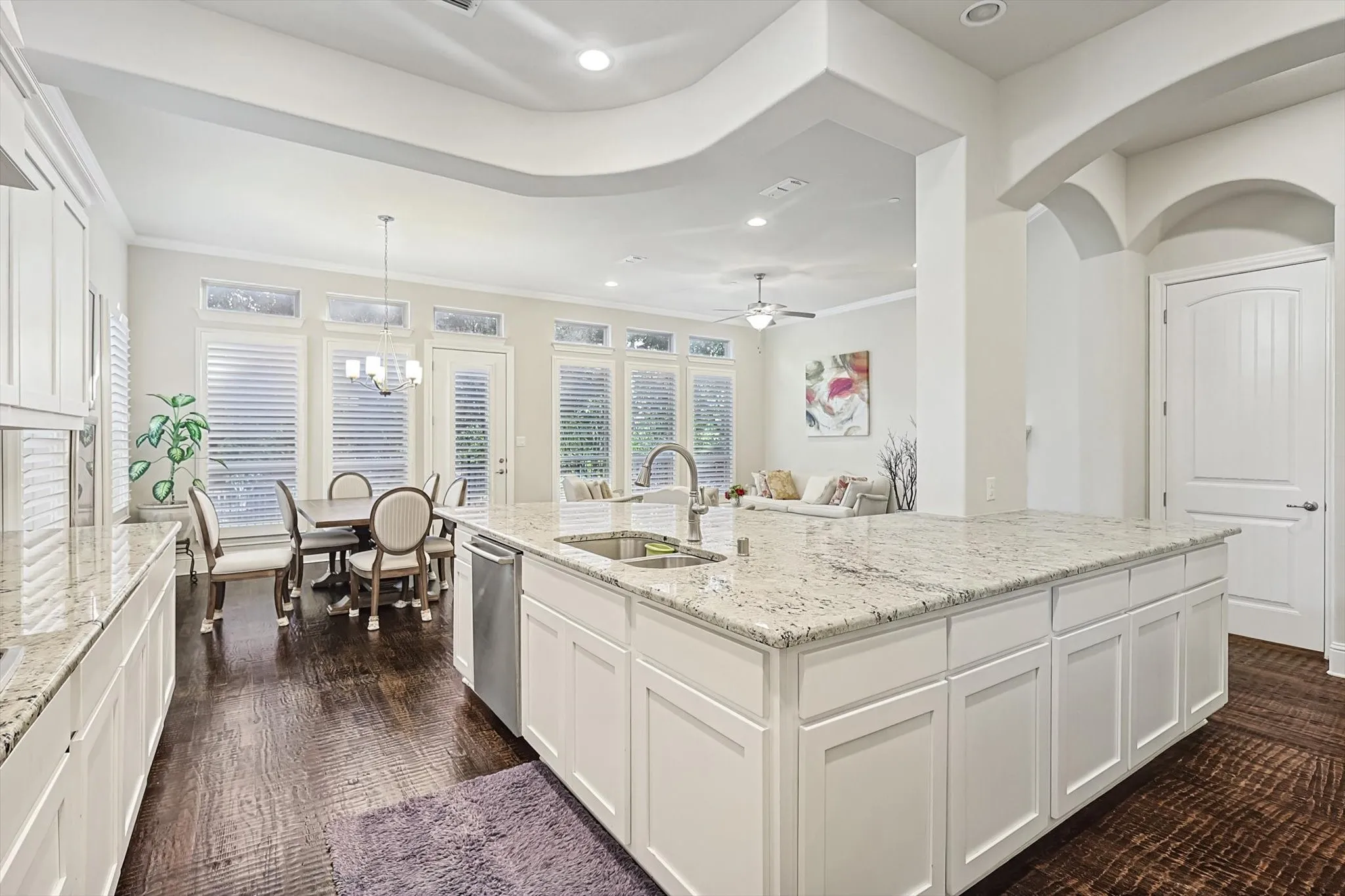 Townhouse For Sale in Denton County , 2812 Cedar Elm Drive, Carrollton, Texas 75010, 3 Bedroom, 3 Bathroom, 2 Garage spaces, 3,234 Sqft, built in 2014, mls#21403710, Real Estate Agent in Carrollton, Homes For Sale in Denton county, Homes For Sale in Carrollton, Realtor in Carrollton Texas, Real Estate Brokerage Independent Realty Texas, Luminita Cordes Realtor