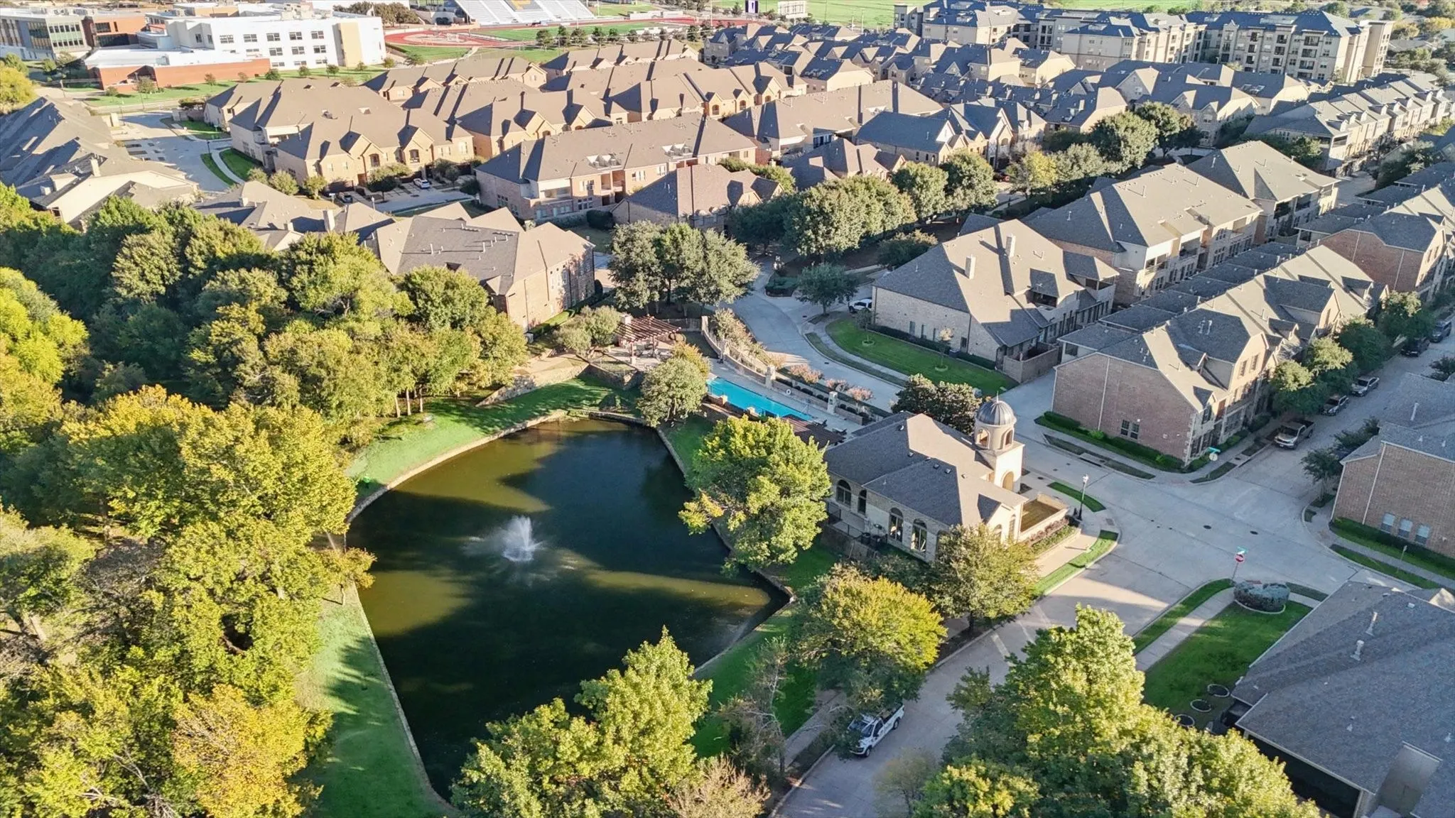 Townhouse For Sale in Denton County , 2812 Cedar Elm Drive, Carrollton, Texas 75010, 3 Bedroom, 3 Bathroom, 2 Garage spaces, 3,234 Sqft, built in 2014, mls#21403710, Real Estate Agent in Carrollton, Homes For Sale in Denton county, Homes For Sale in Carrollton, Realtor in Carrollton Texas, Real Estate Brokerage Independent Realty Texas, Luminita Cordes Realtor